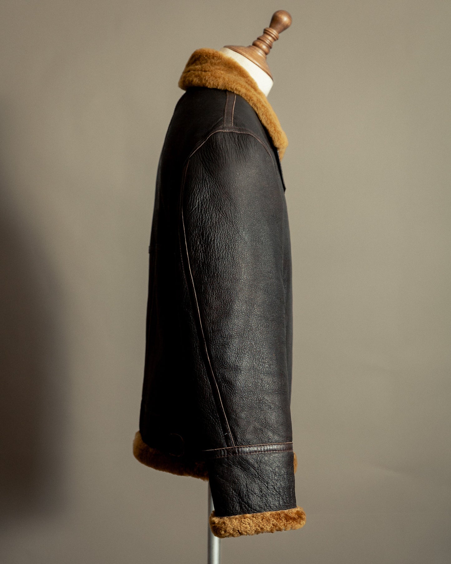 Vintage B-3 Sheepskin Bomber Jacket USAAF - Medium (42)