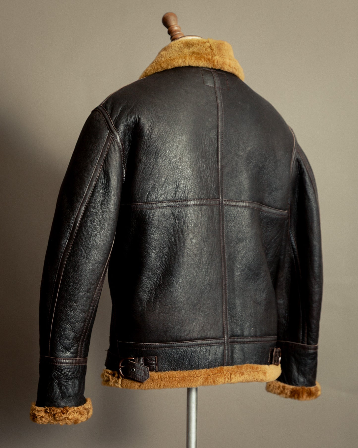 Vintage B-3 Sheepskin Bomber Jacket USAAF - Medium (42)