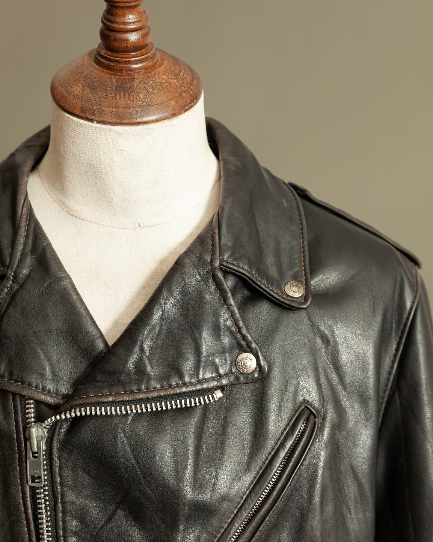 Vintage Schott Perfecto 115 Steerhide Leather Biker Jacket – Large (44)