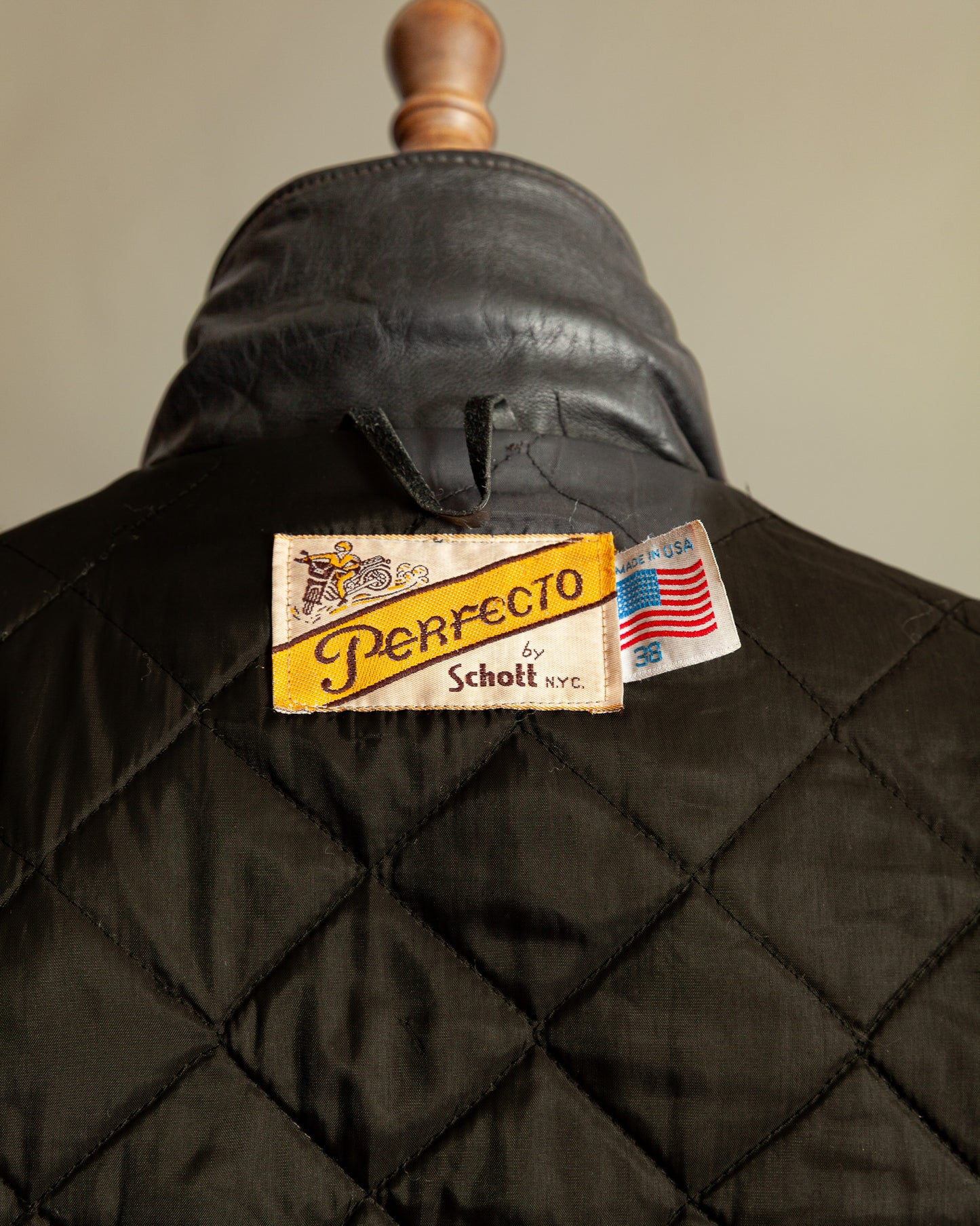 Vintage Schott Perfecto 118 Naked Cowhide Leather Biker Jacket - Small (38)