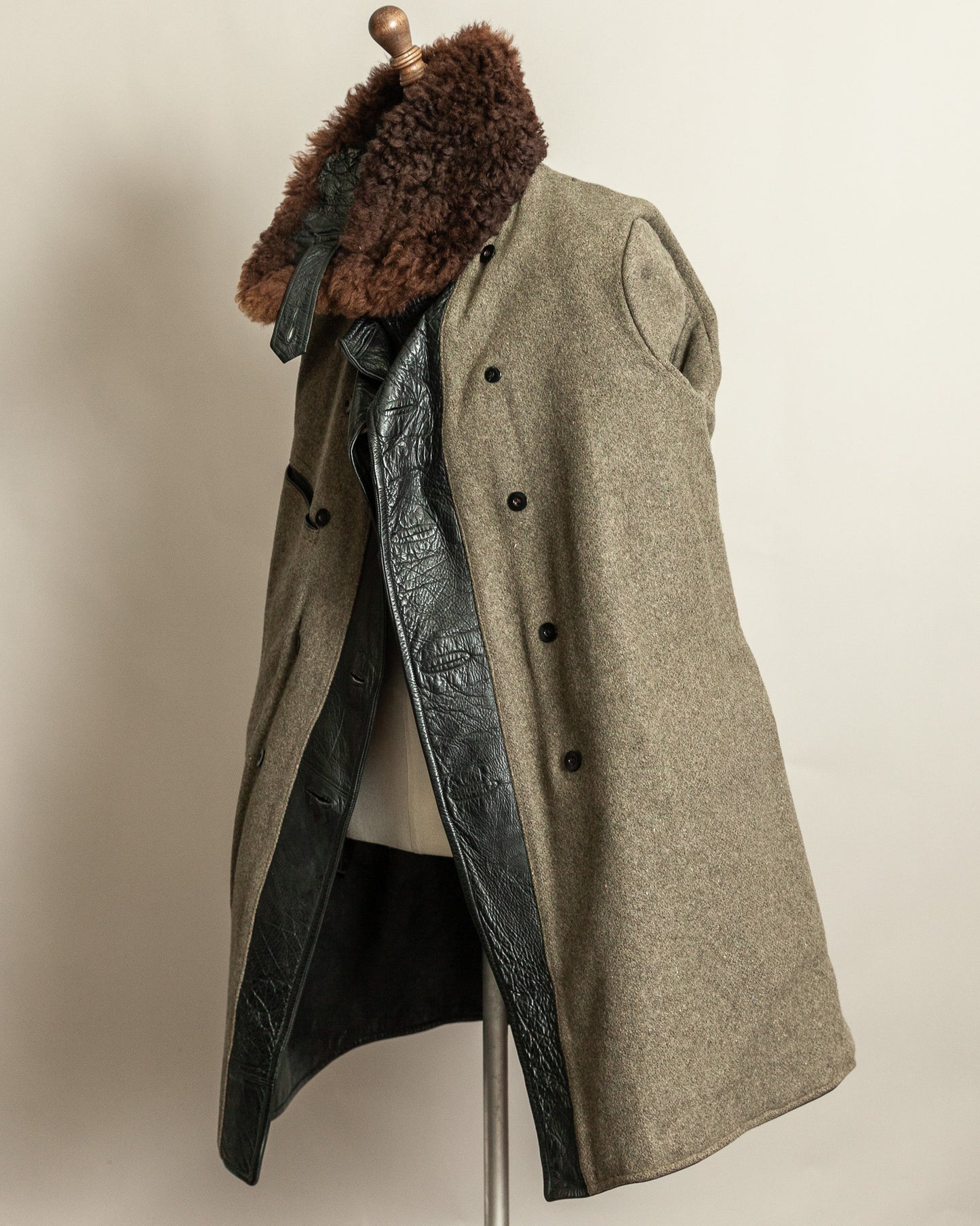 Vintage 1940s Swedish Officers Goatskin Leather Trench Coat Sheepskin Collar – Medium (42)