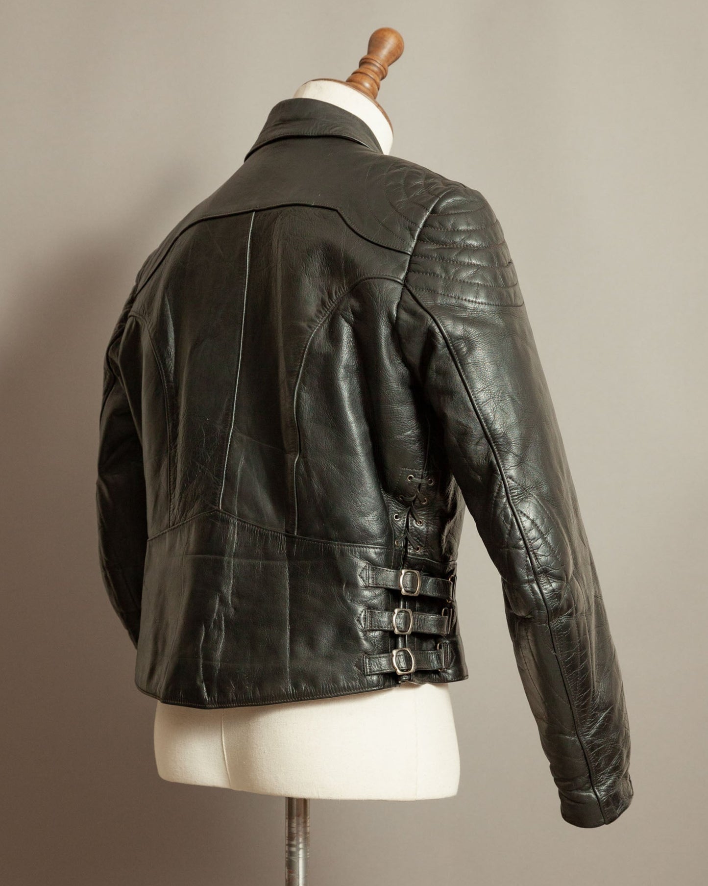Authentic Vintage WWII German Luftwaffe Horsehide Leather Jacket - Small (38-40)