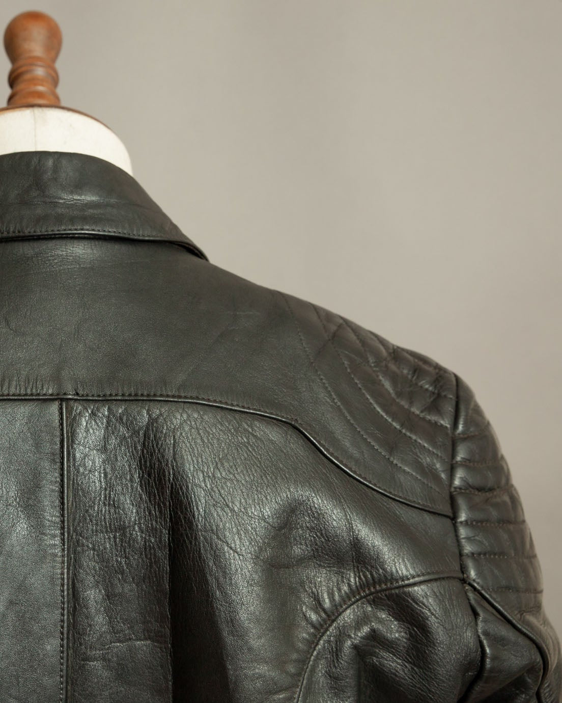 Authentic Vintage WWII German Luftwaffe Horsehide Leather Jacket - Small (38-40)