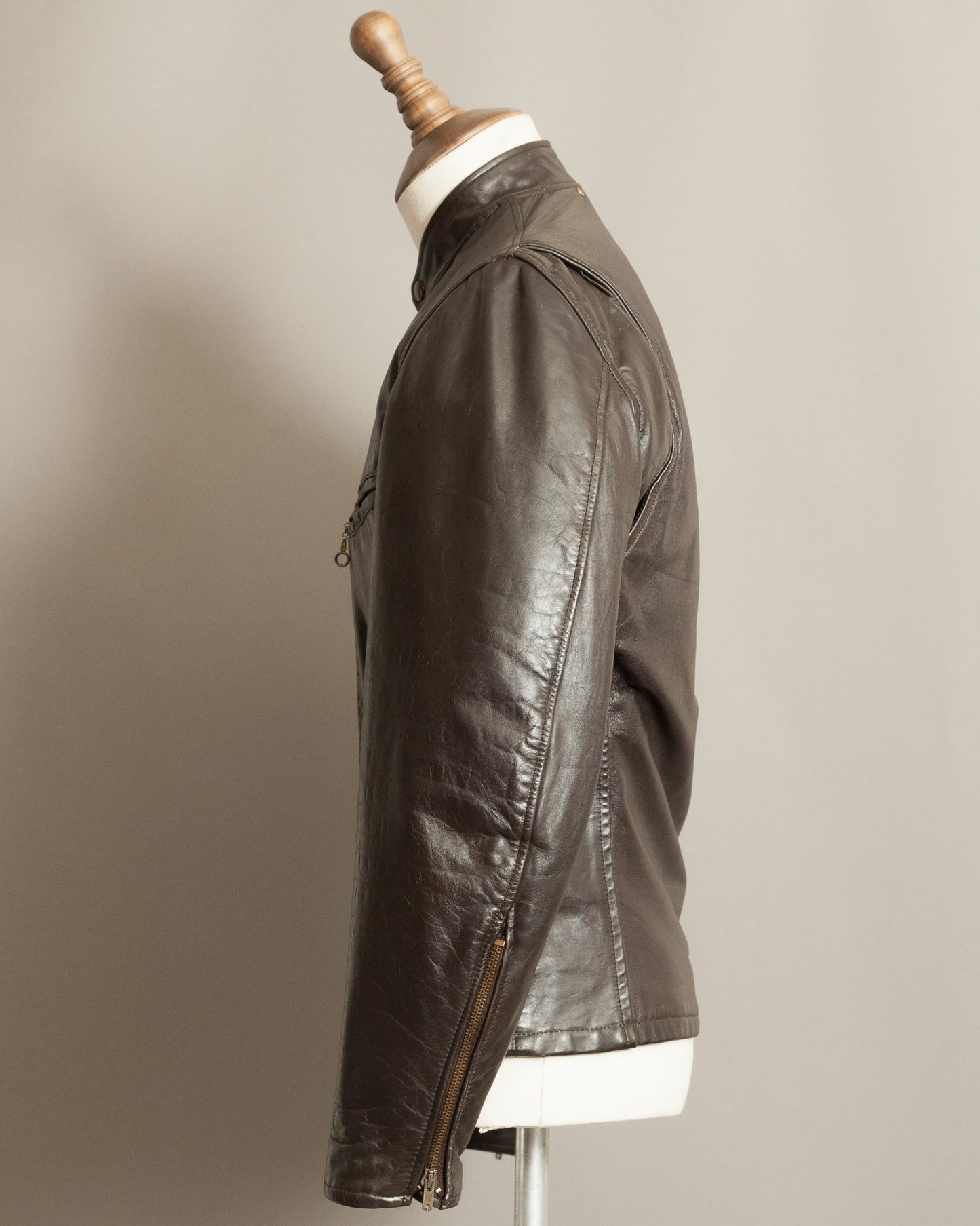 1960s Vintage Café Racer Leather Motorcycle Jacket - Small (38)