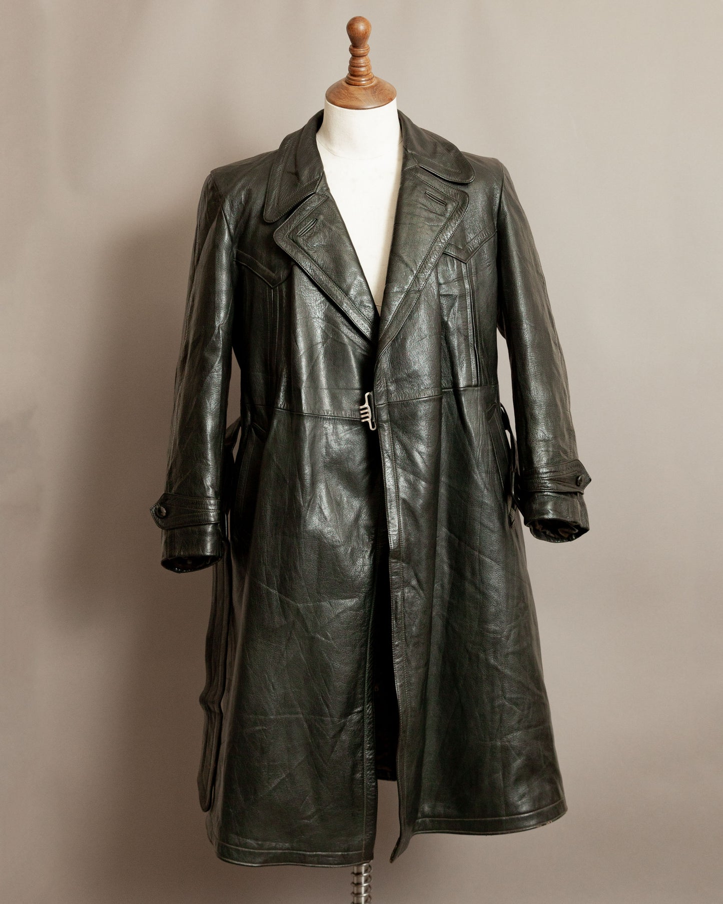 Vintage WW2 German Horsehide Leather Officers Trench Coat - Small (38-40)