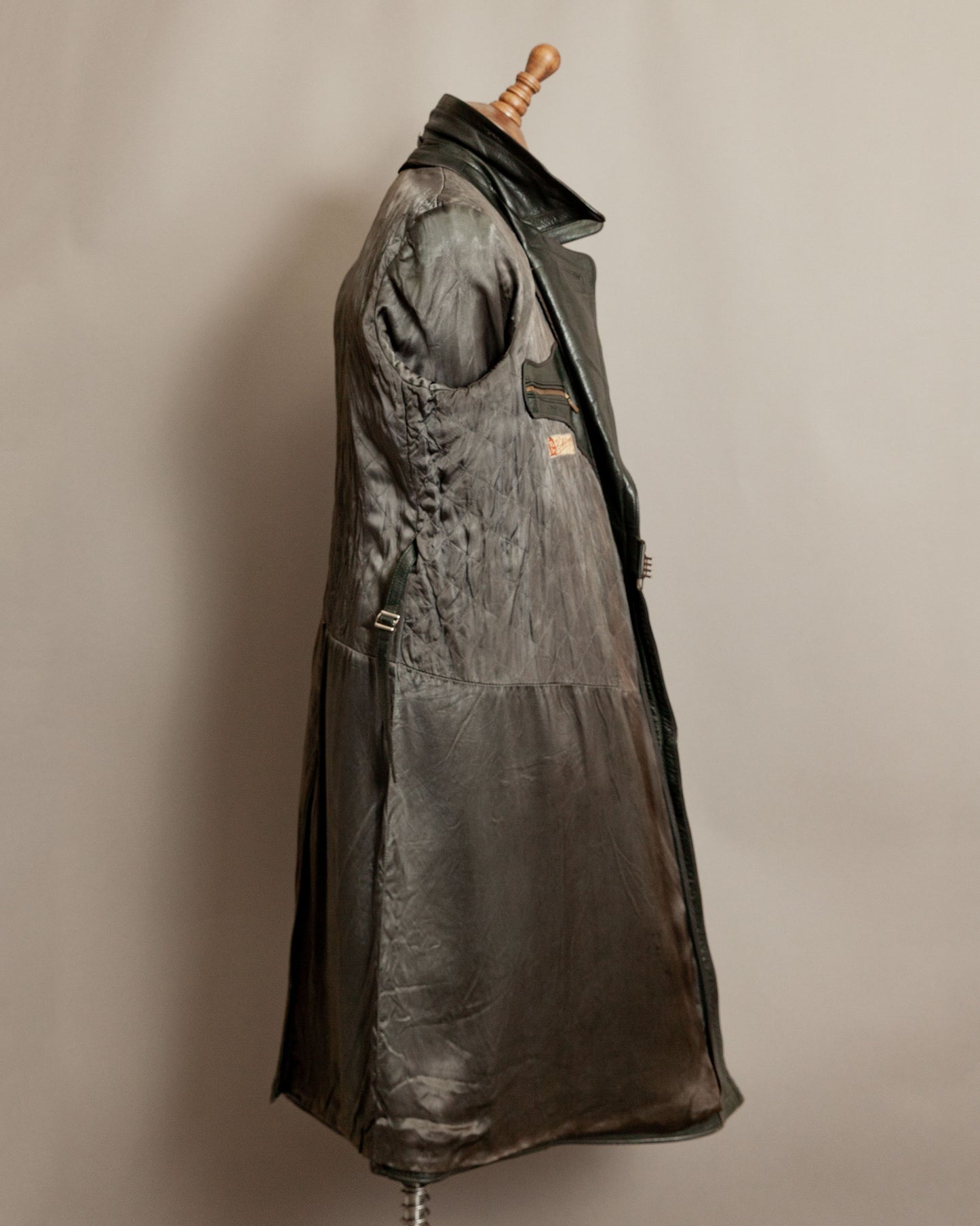 Vintage WW2 German Horsehide Leather Officers Trench Coat - Small (38-40)