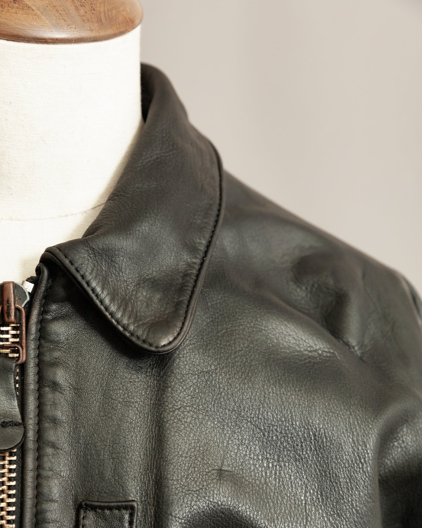 Vintage Avirex B-15 Leather Flight Jacket - Large (42-44)