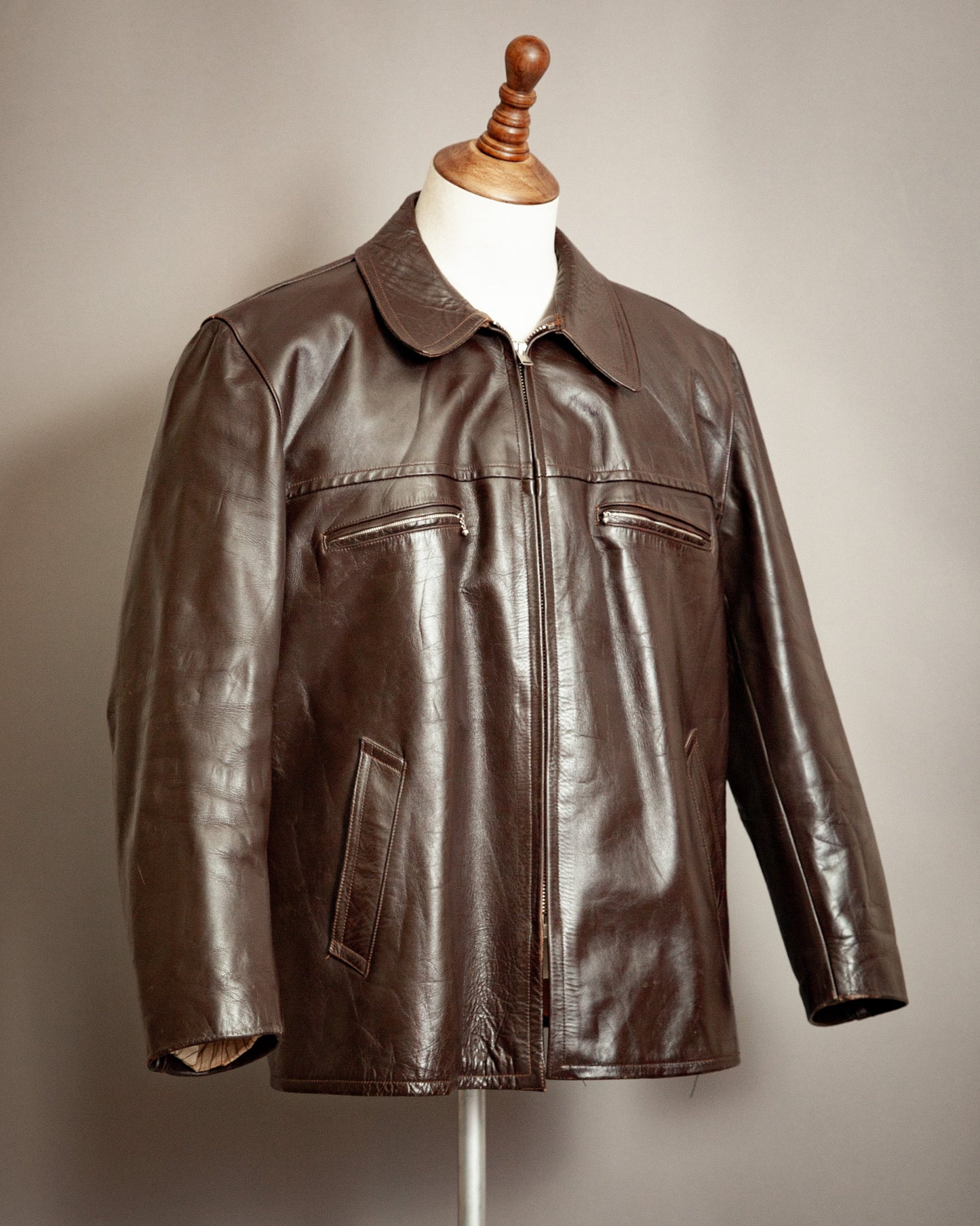 Vintage 1950s French Véritable Vachette Leather Jacket – XL (44-46)