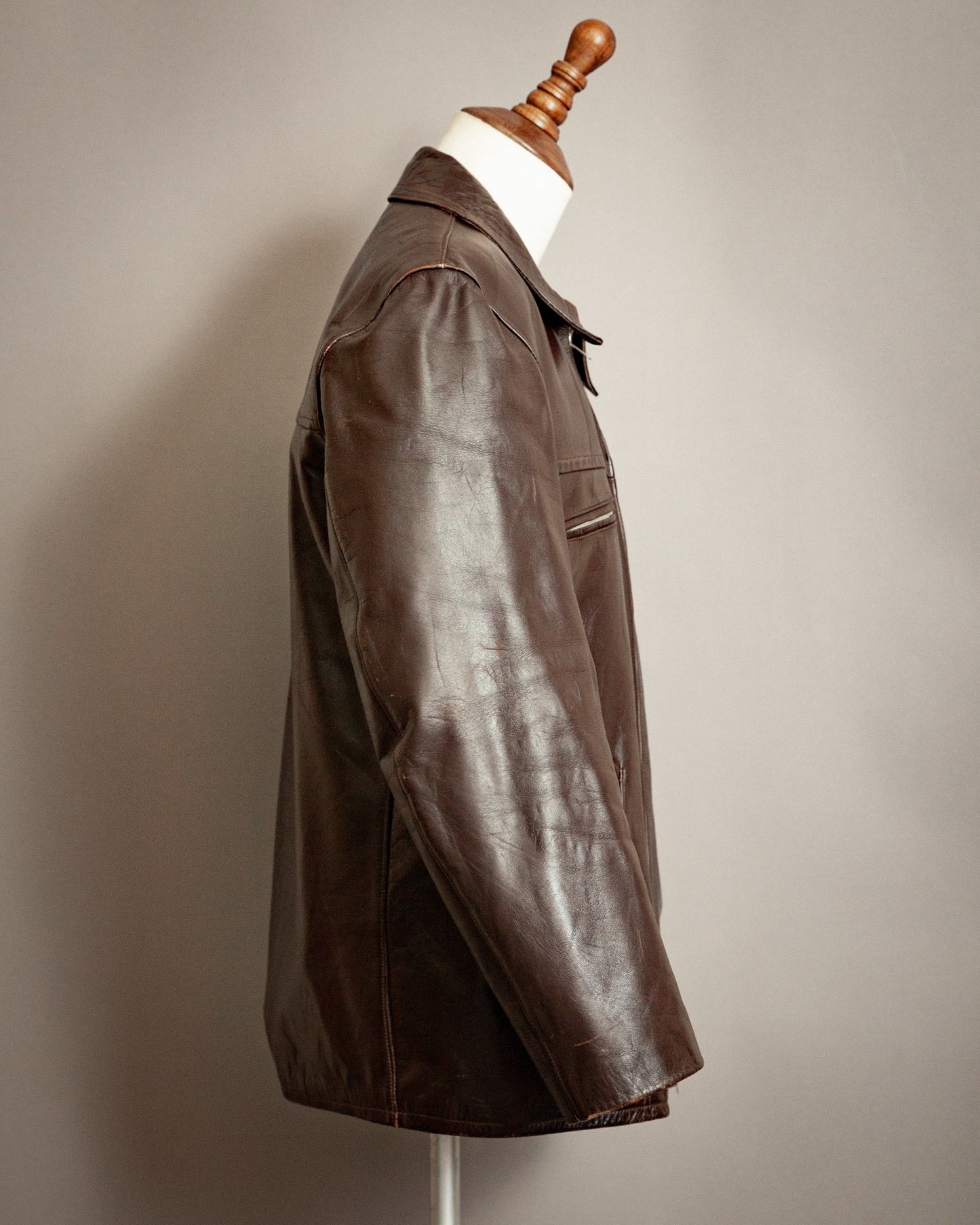 Vintage 1950s French Véritable Vachette Leather Jacket – XL (44-46)