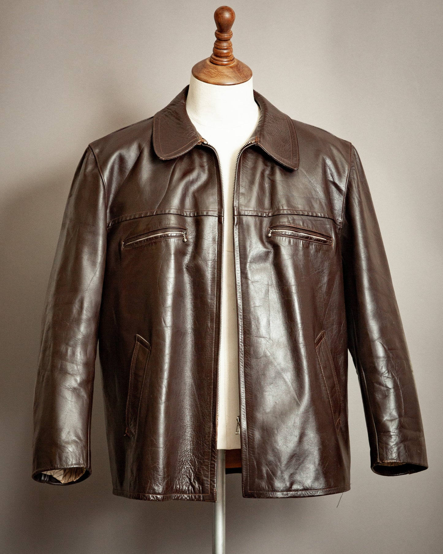 Vintage 1950s French Véritable Vachette Leather Jacket – XL (44-46)