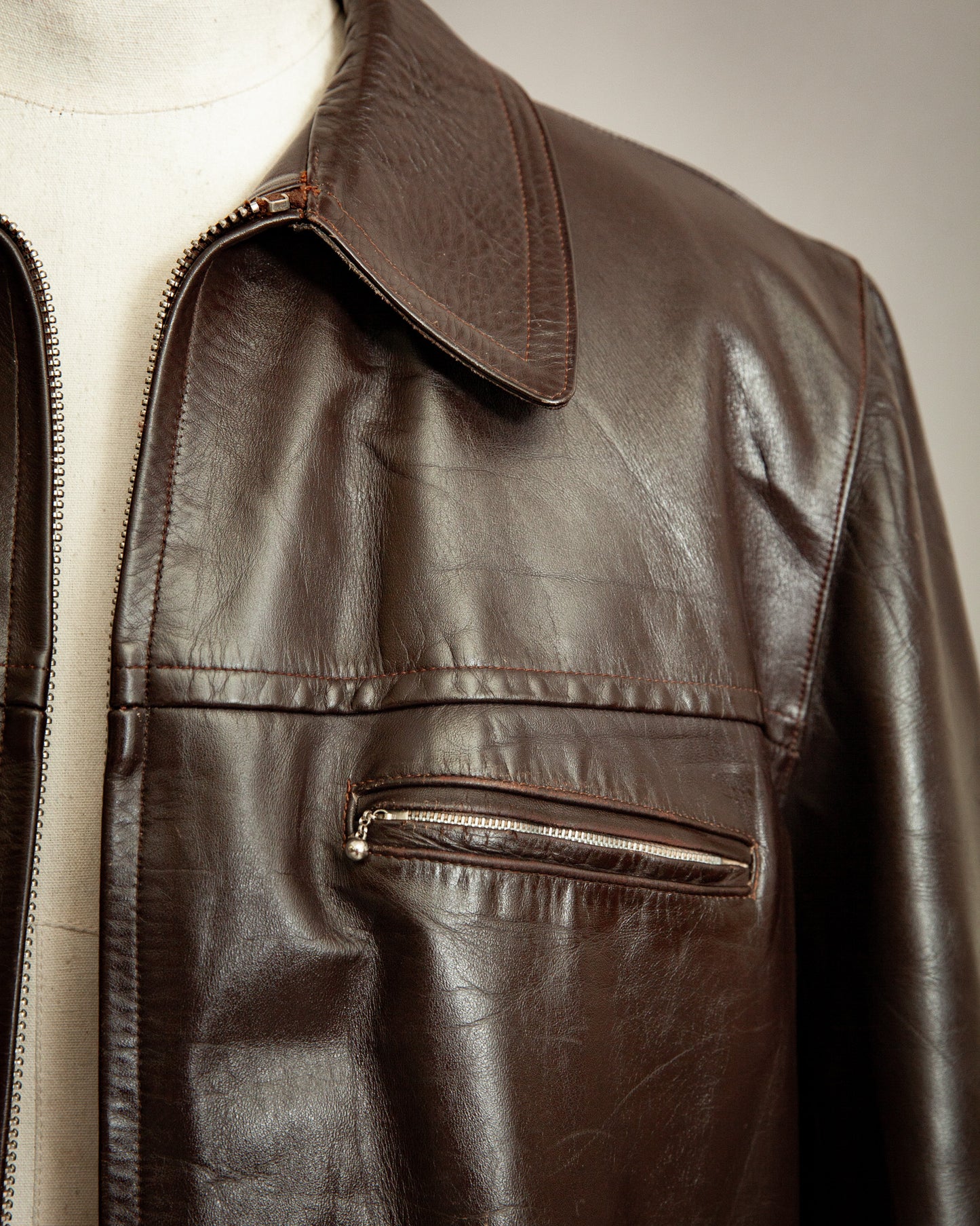 Vintage 1950s French Véritable Vachette Leather Jacket – XL (44-46)