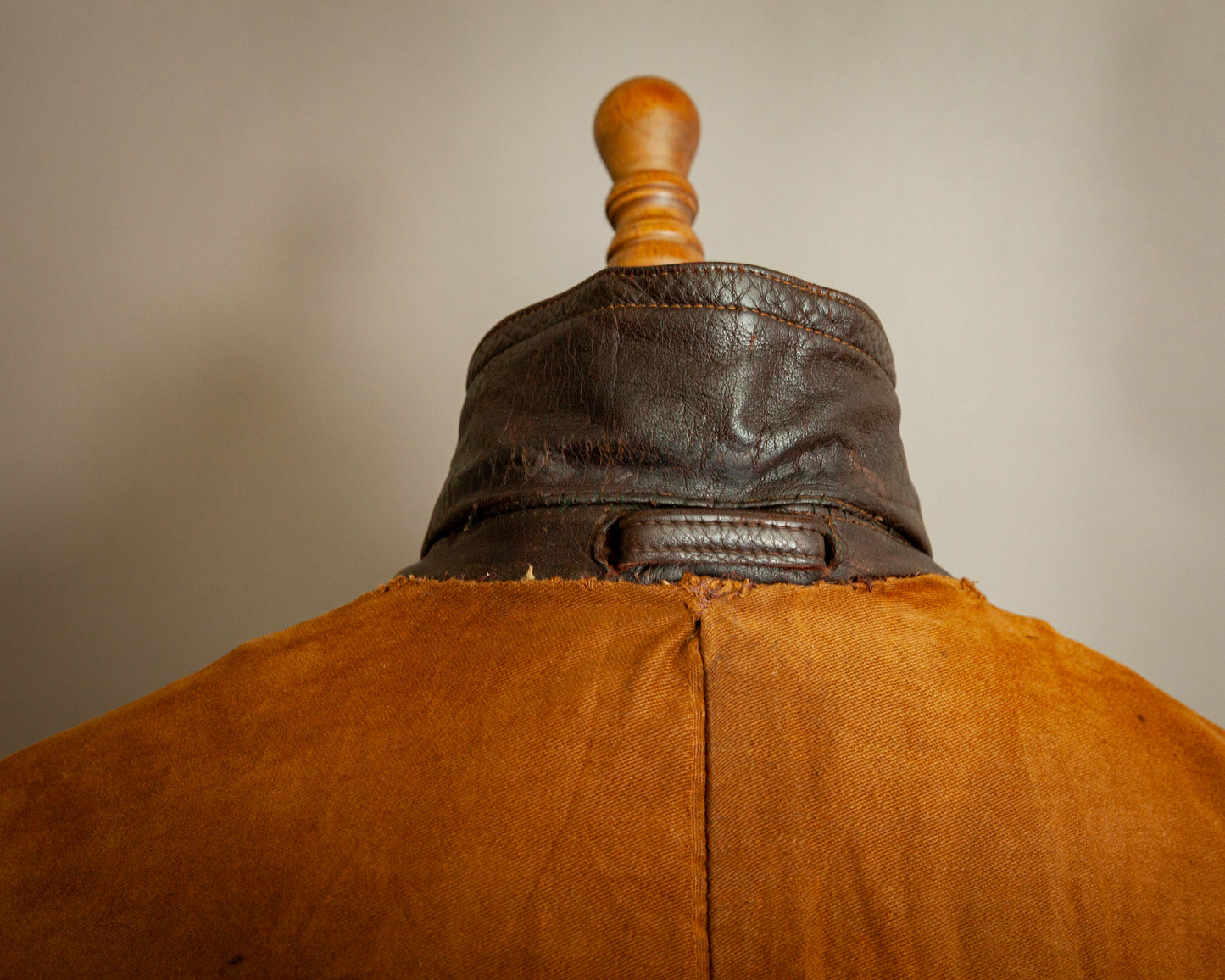 Vintage WW2 German Horsehide Leather Motorcycle Jacket - Large (44-46)