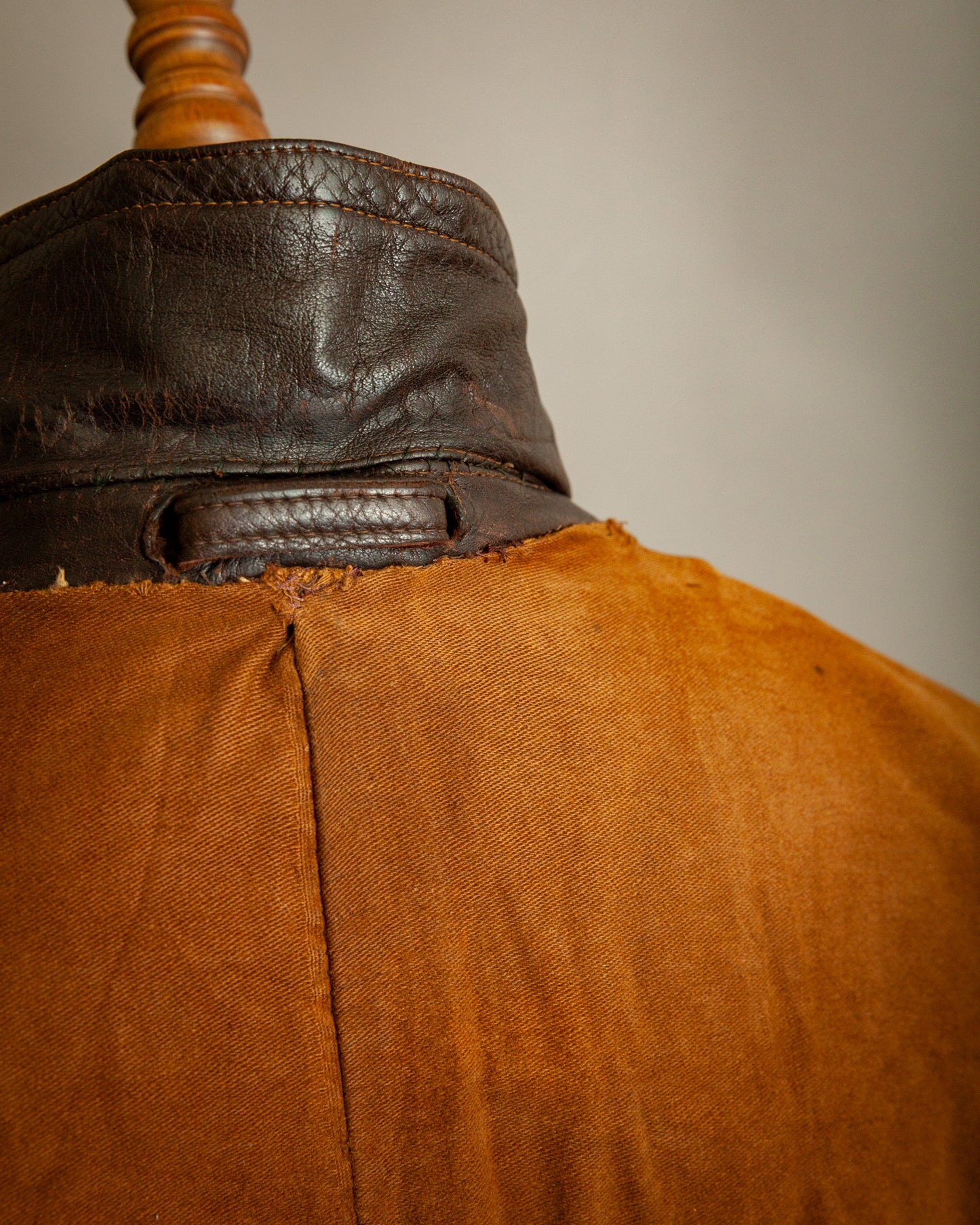 Vintage WW2 German Horsehide Leather Motorcycle Jacket - Large (44-46)