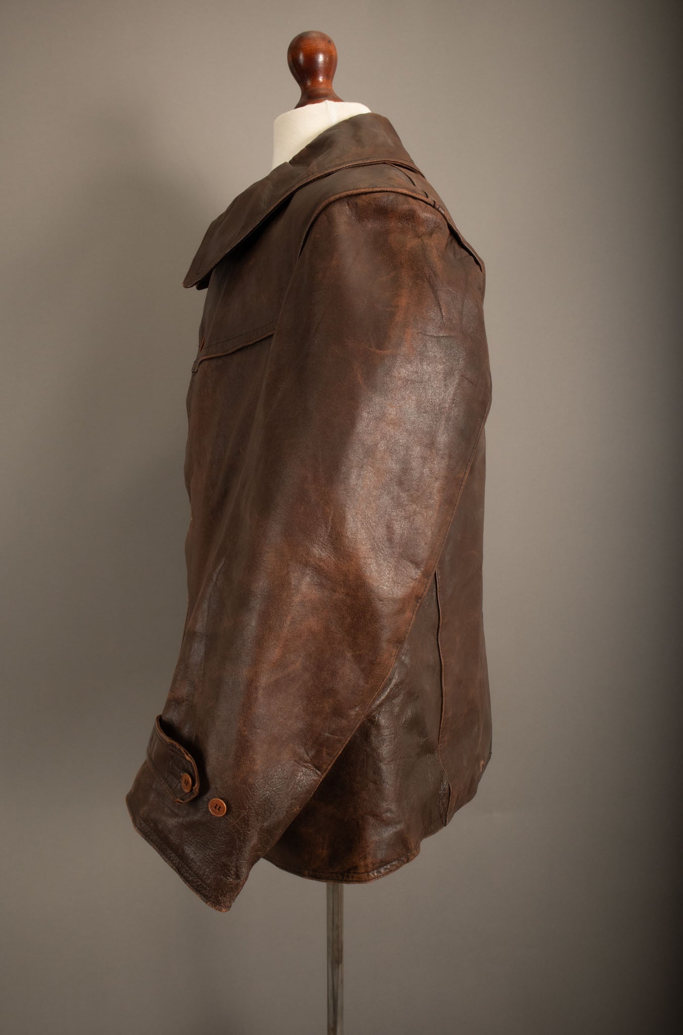 Vintage WWII French Army M35 Tank Crew Leather Jacket - Small (38-40)