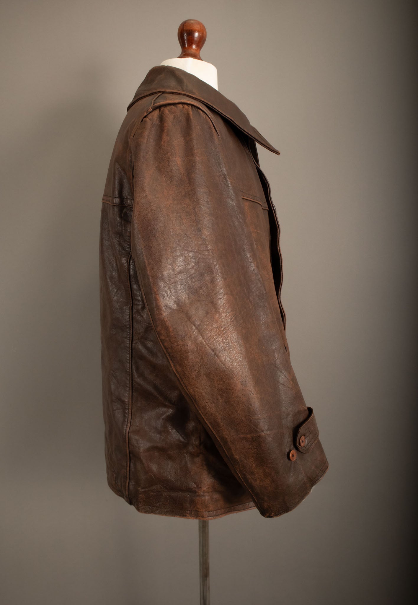 Vintage WWII French Army M35 Tank Crew Leather Jacket - Small (38-40)