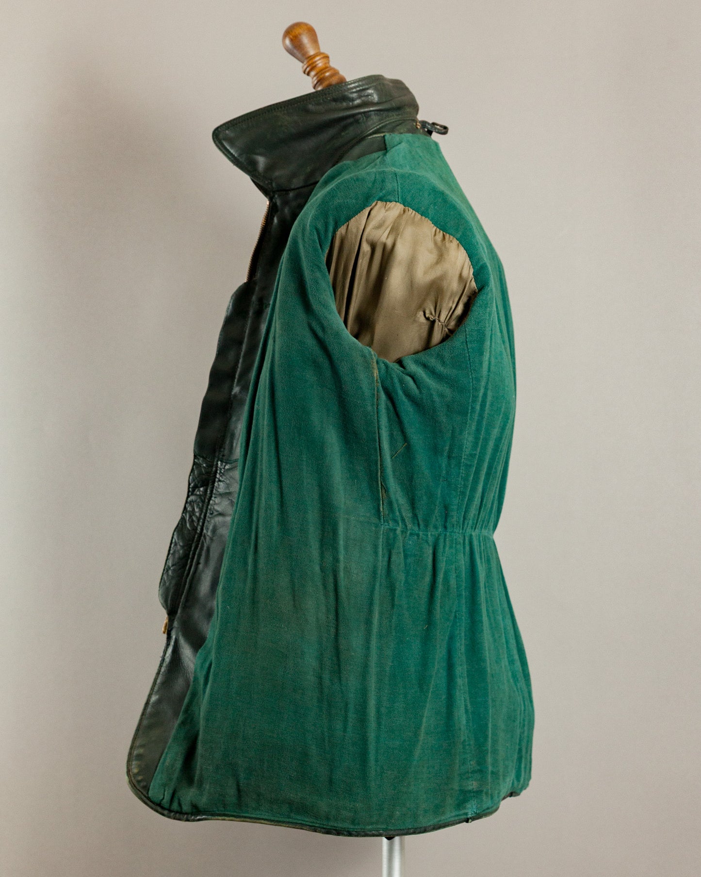 1940s German Horsehide Leather Motorcycle Jacket - Medium (42-44)