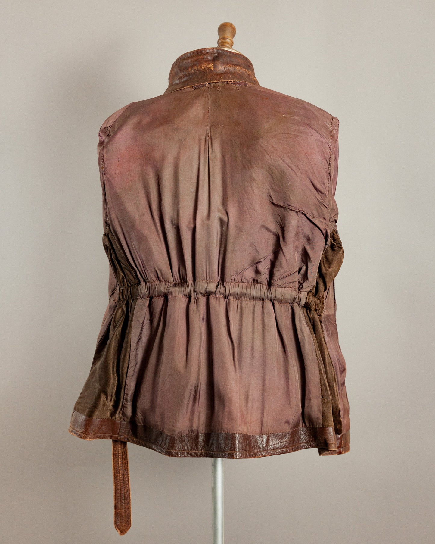 1940s German Horsehide Belted Motorcycle Jacket - Medium (42-44)