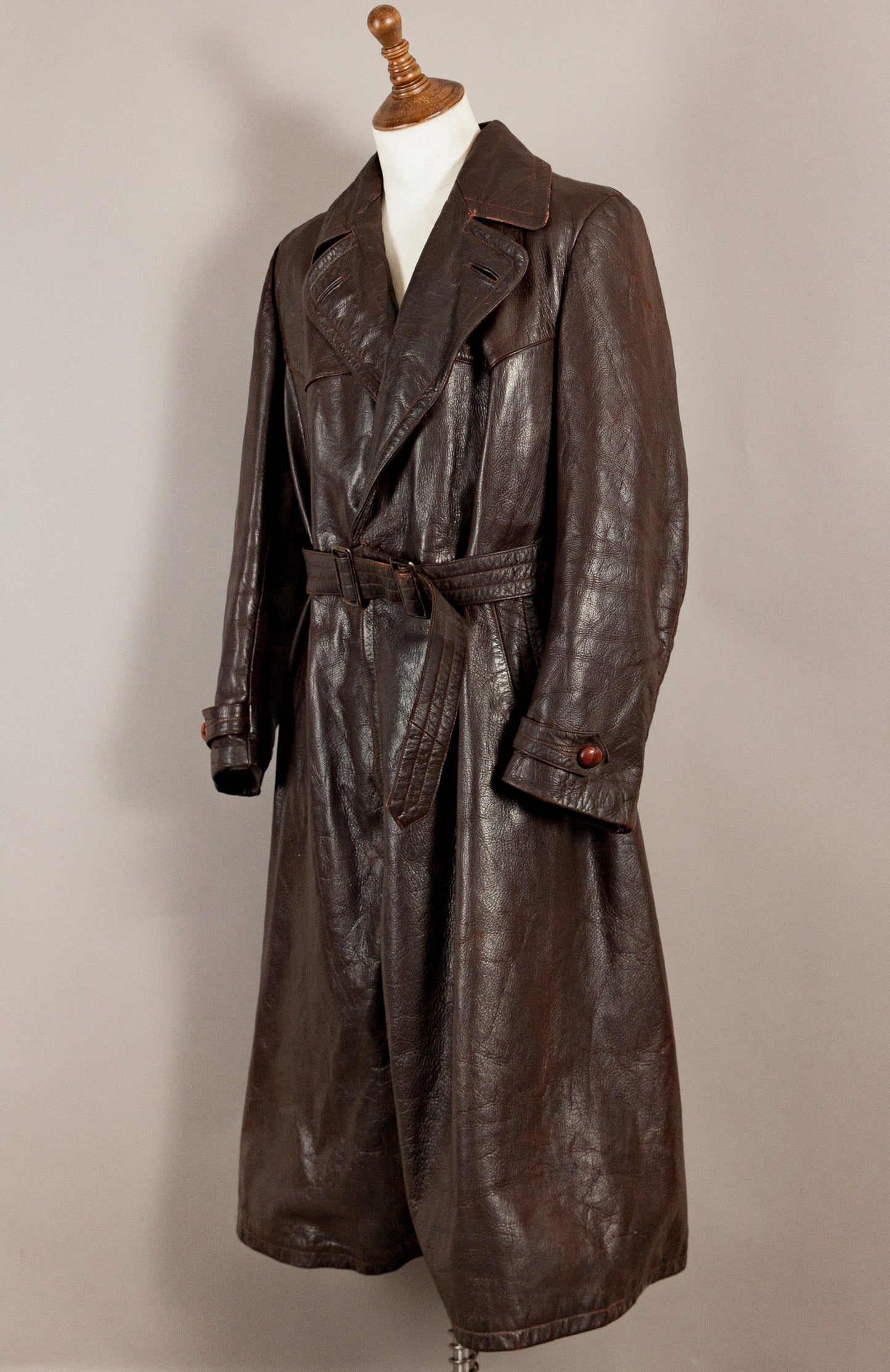 1940s Striwa German Officer’s Trench Coat- Large (42-44)