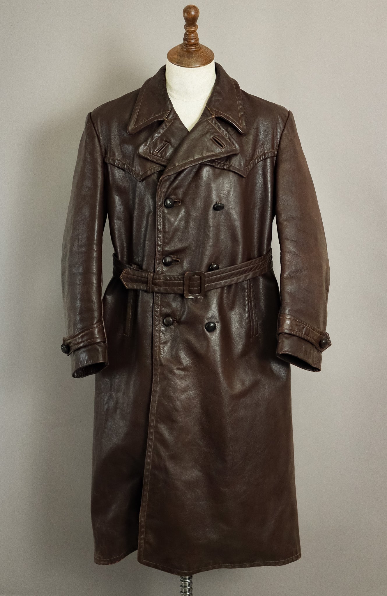 Rare 1940s German Wehrmacht Officer's Horsehide Leather Trench Coat (42-44)