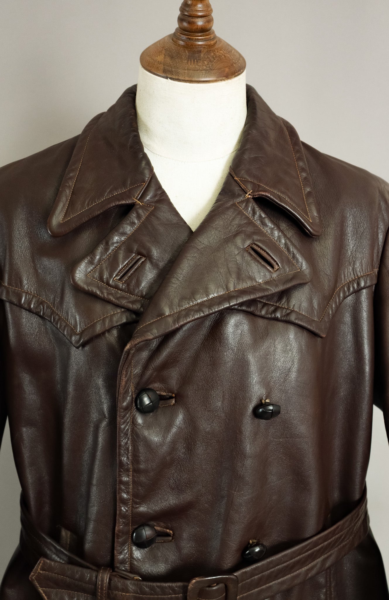 Rare 1940s German Wehrmacht Officer's Horsehide Leather Trench Coat (42-44)
