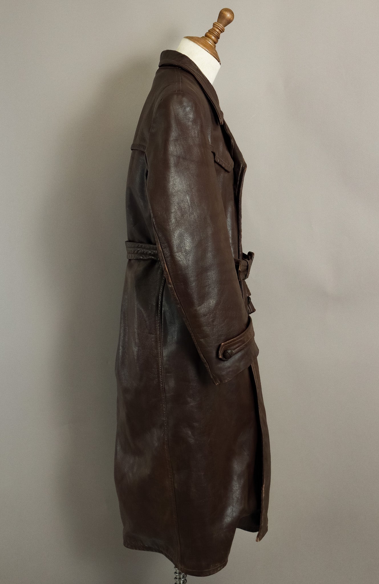 Rare 1940s German Wehrmacht Officer's Horsehide Leather Trench Coat (42-44)