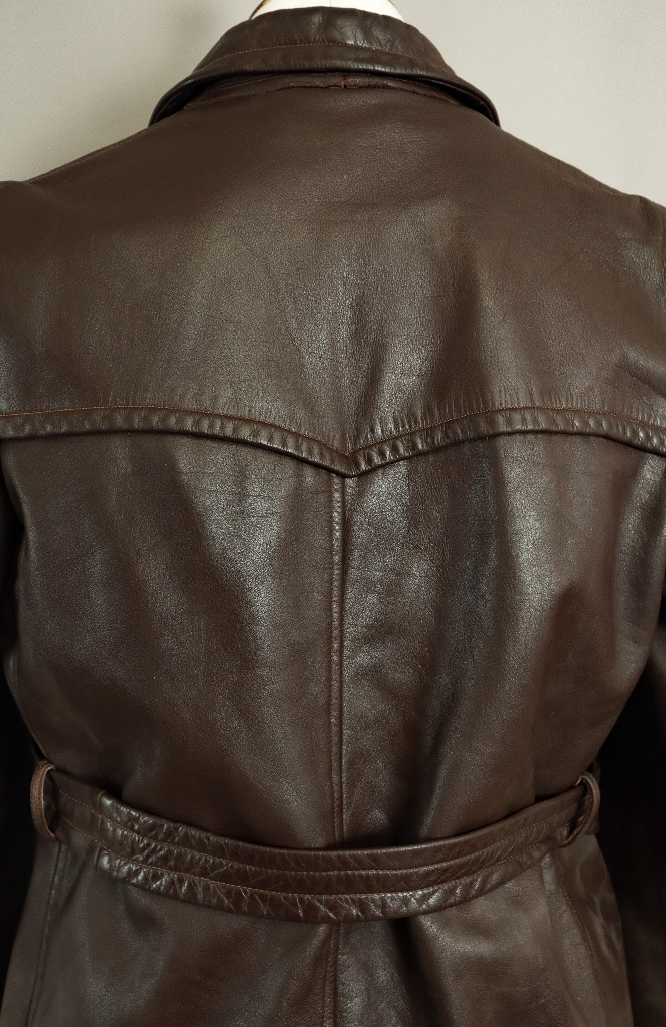 Rare 1940s German Wehrmacht Officer's Horsehide Leather Trench Coat (42-44)