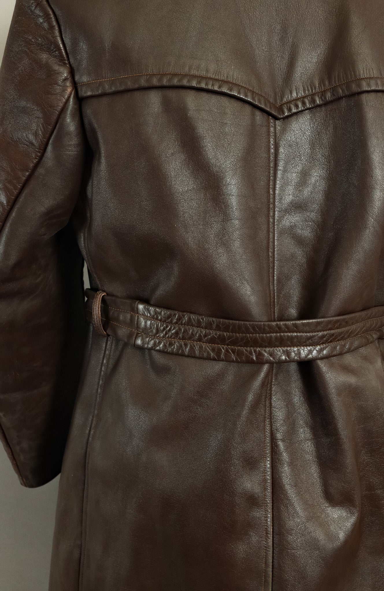 Rare 1940s German Wehrmacht Officer's Horsehide Leather Trench Coat (42-44)