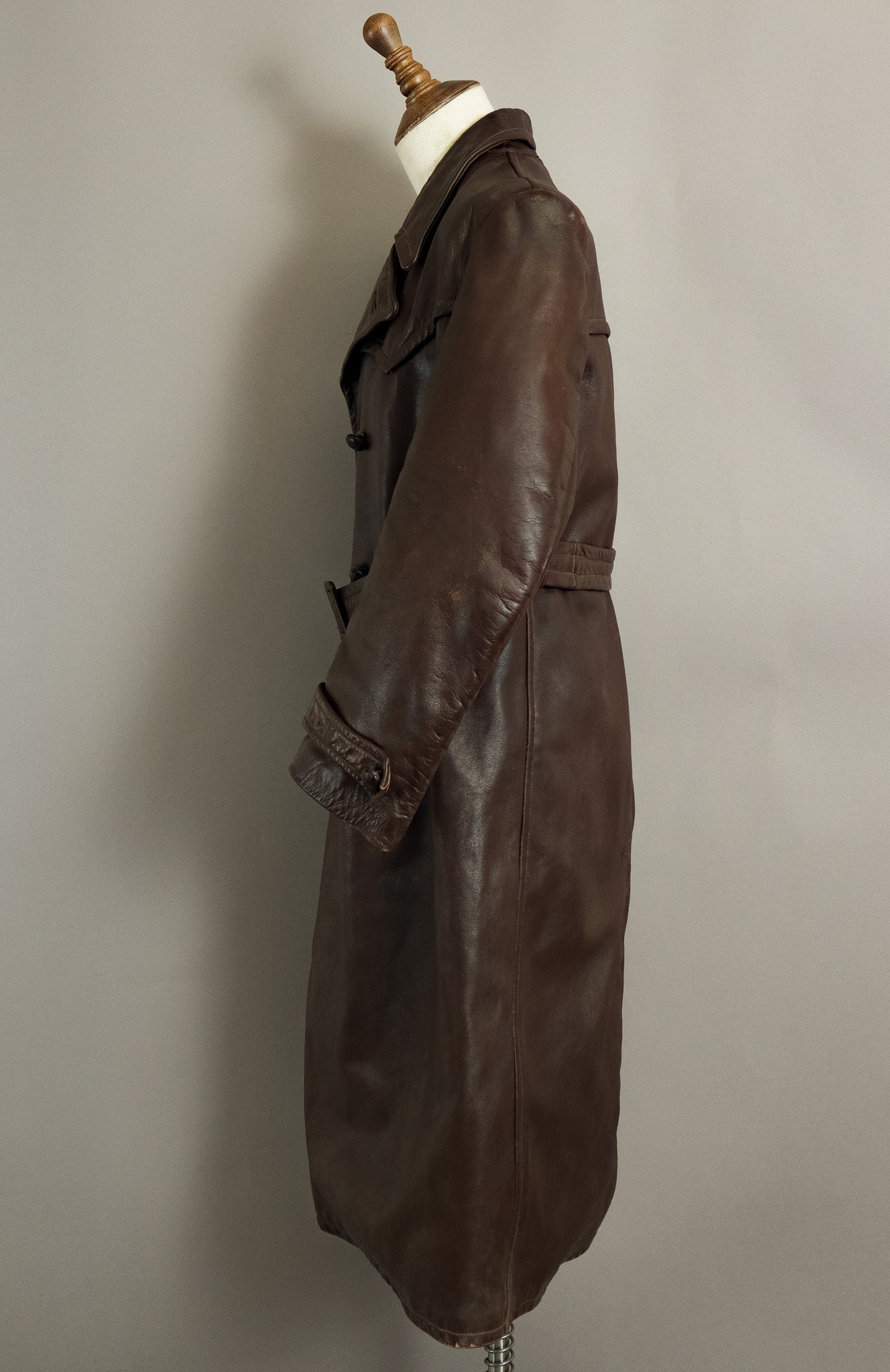 Rare 1940s German Wehrmacht Officer's Horsehide Leather Trench Coat (42-44)