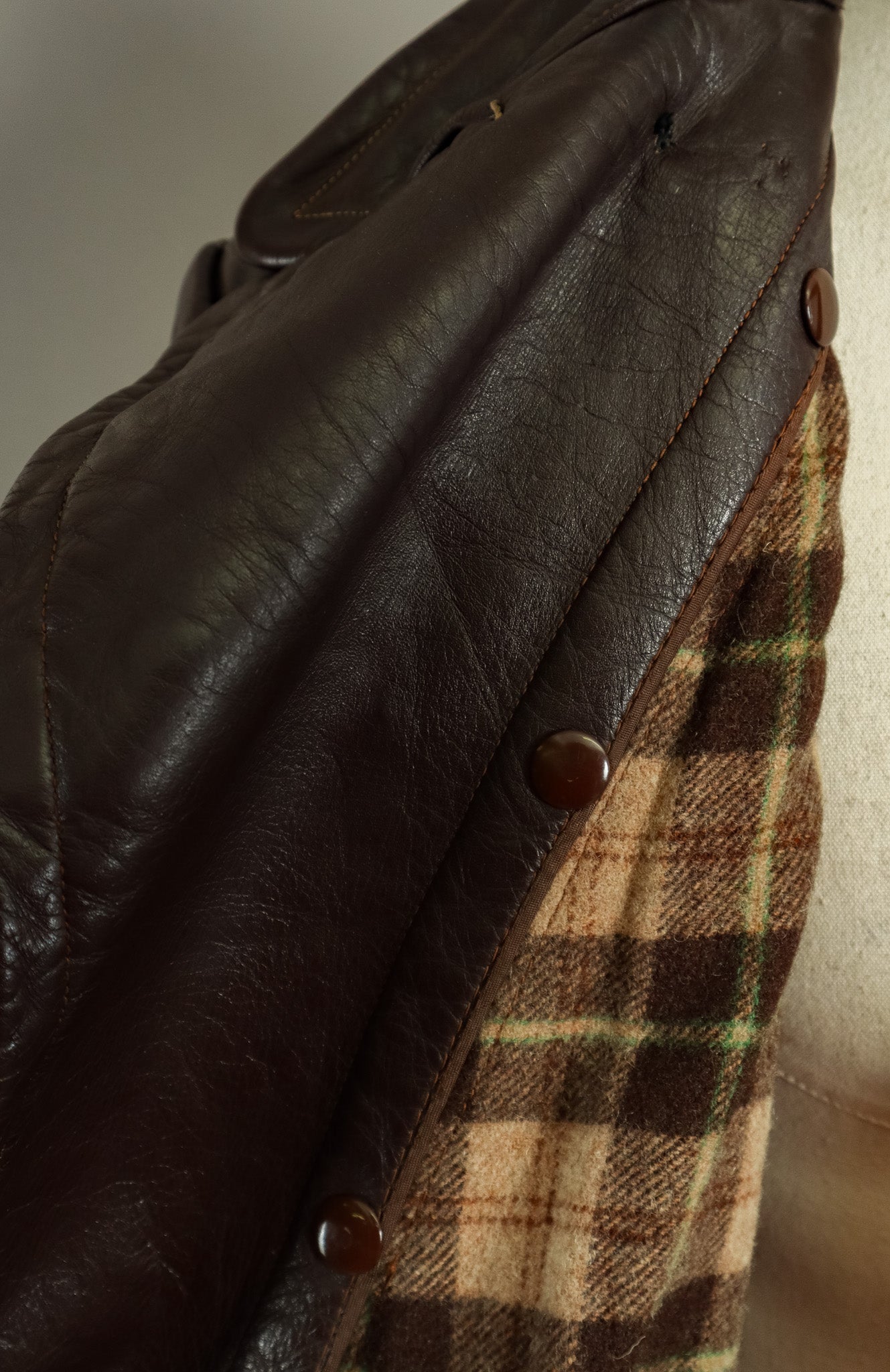 Rare 1940s German Wehrmacht Officer's Horsehide Leather Trench Coat (42-44)