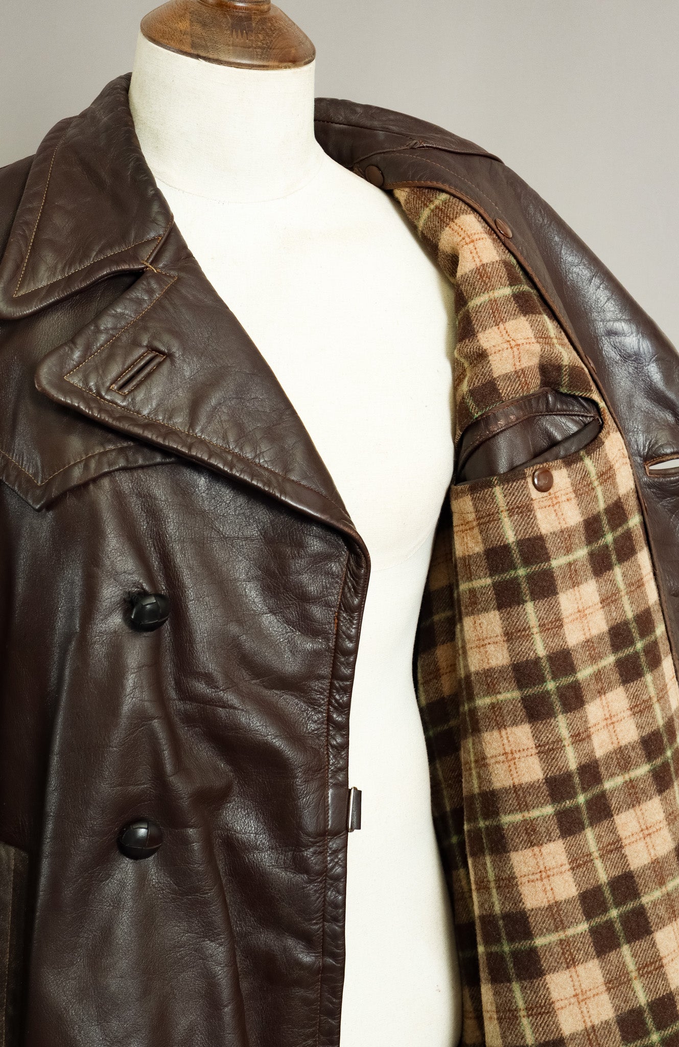 Rare 1940s German Wehrmacht Officer's Horsehide Leather Trench Coat (42-44)
