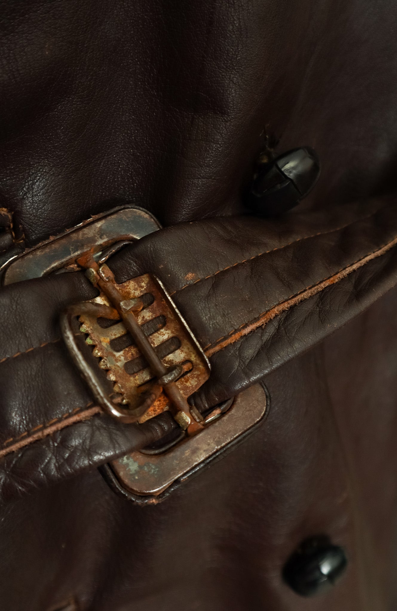 Rare 1940s German Wehrmacht Officer's Horsehide Leather Trench Coat (42-44)