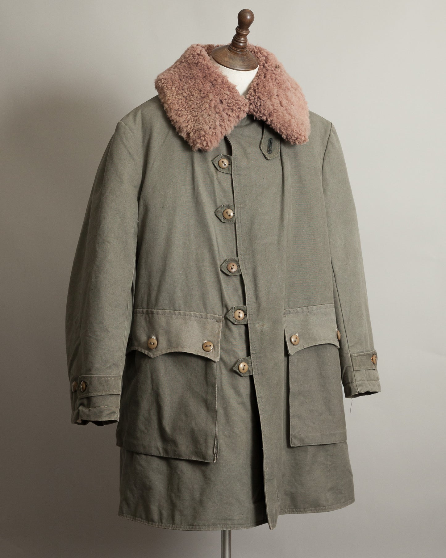 Vintage Swedish Army M1909 Shearling-Lined Field Coat – Size 46 (XL