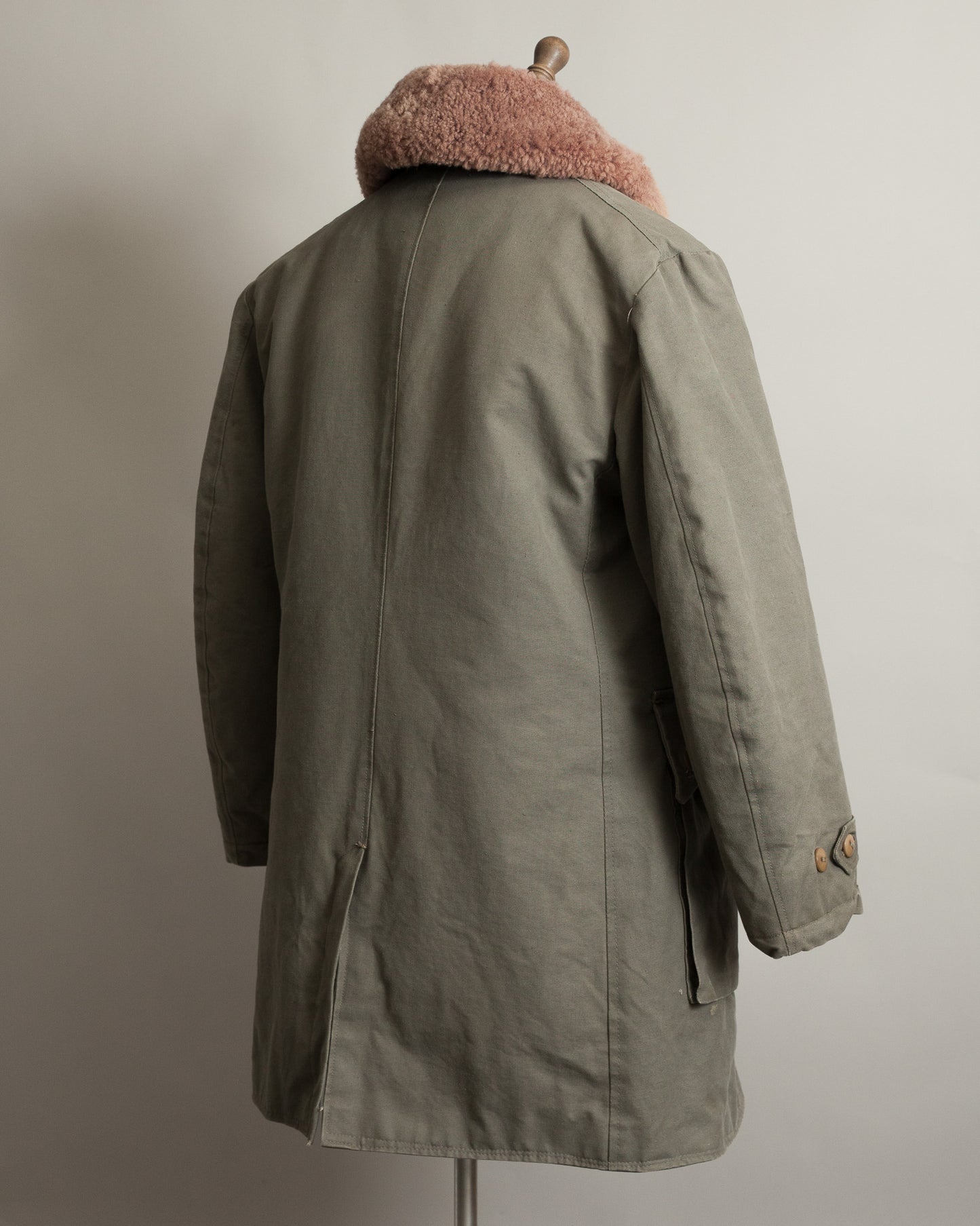 Vintage Swedish Army M1909 Shearling-Lined Field Coat – Size 46 (XL