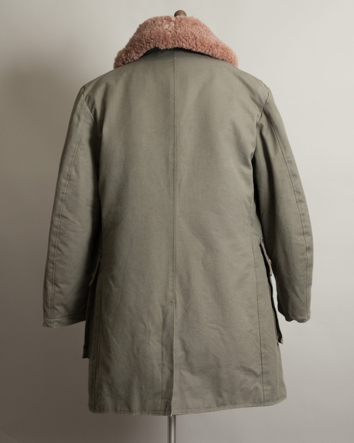 Vintage Swedish Army M1909 Shearling-Lined Field Coat – Size 46 (XL