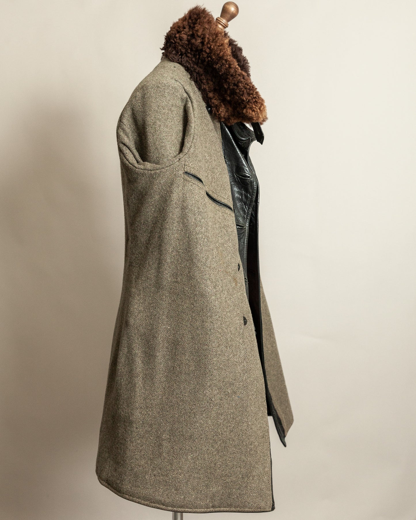 Vintage 1940s Swedish Officers Goatskin Leather Trench Coat Sheepskin Collar – Medium (42)