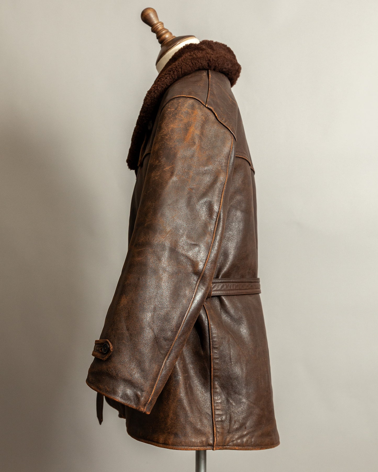 Vintage 1940s French “Le Cuir du Centaure” Leather Motorcycle Jacket – Large (44)