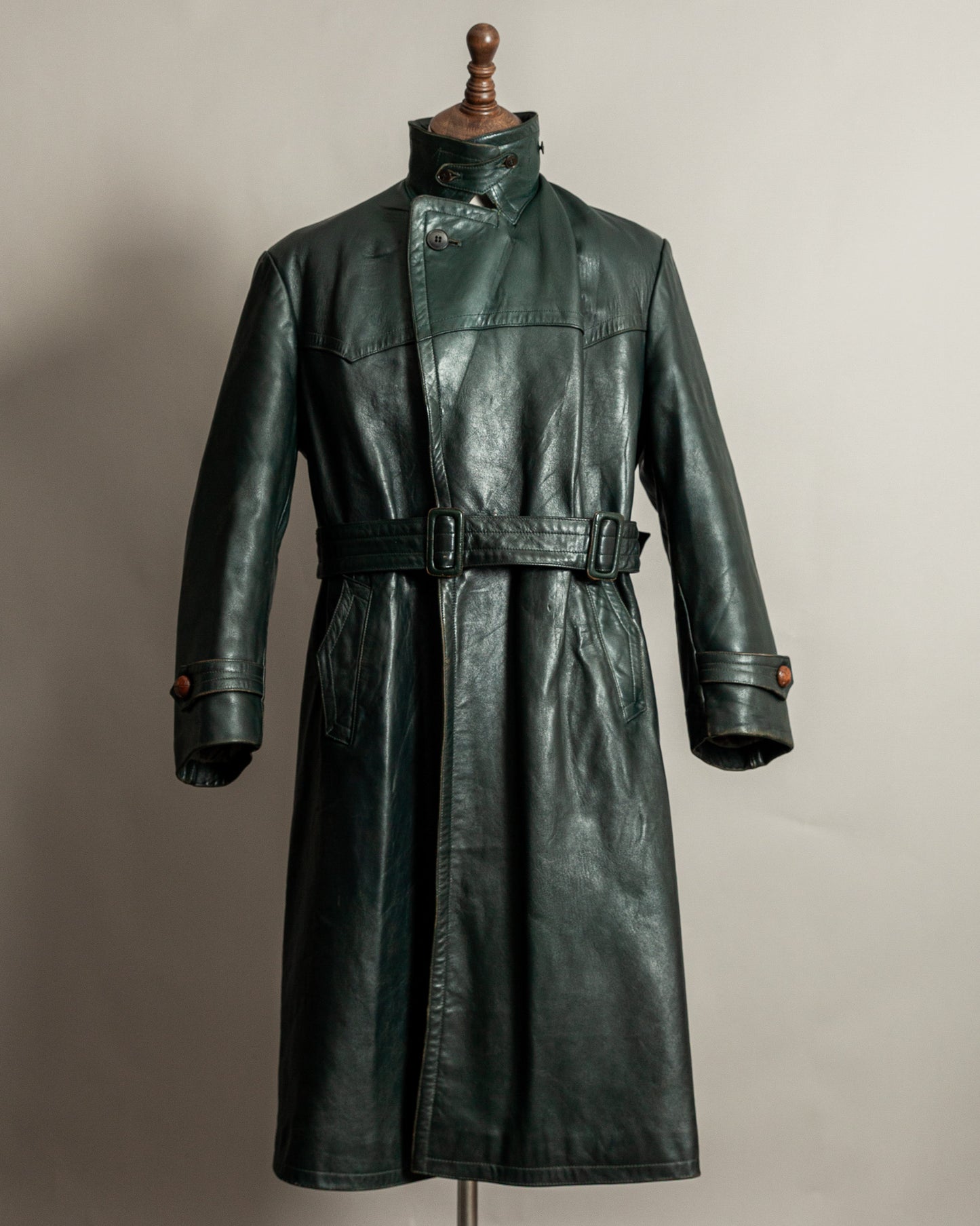 Vintage 1940s German Officer’s Horsehide Leather Trench Coat Large (44)