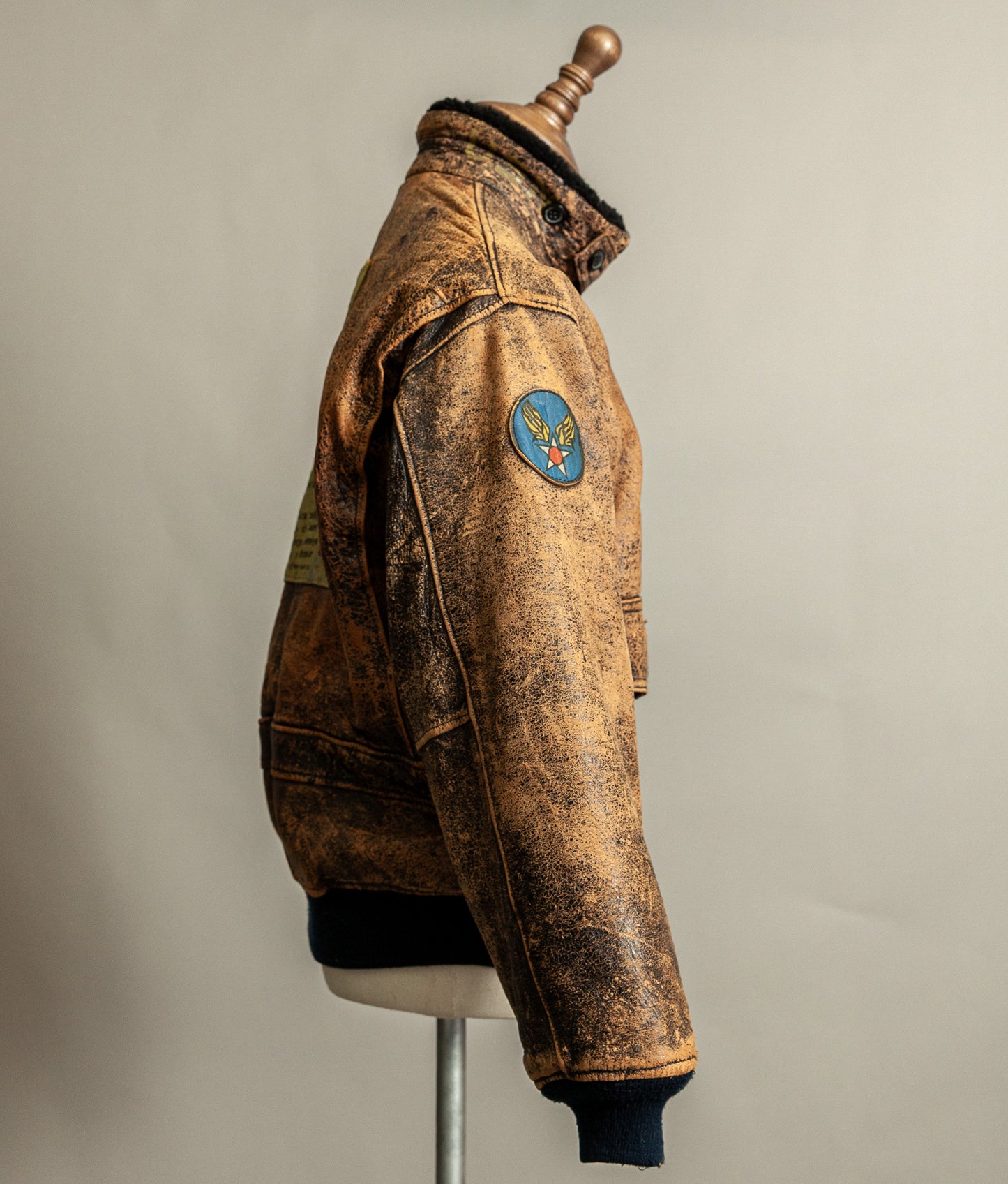 Vintage 1987 Avirex G-1 “Flying Tigers” Russian Model Leather Flight Jacket Large (44)