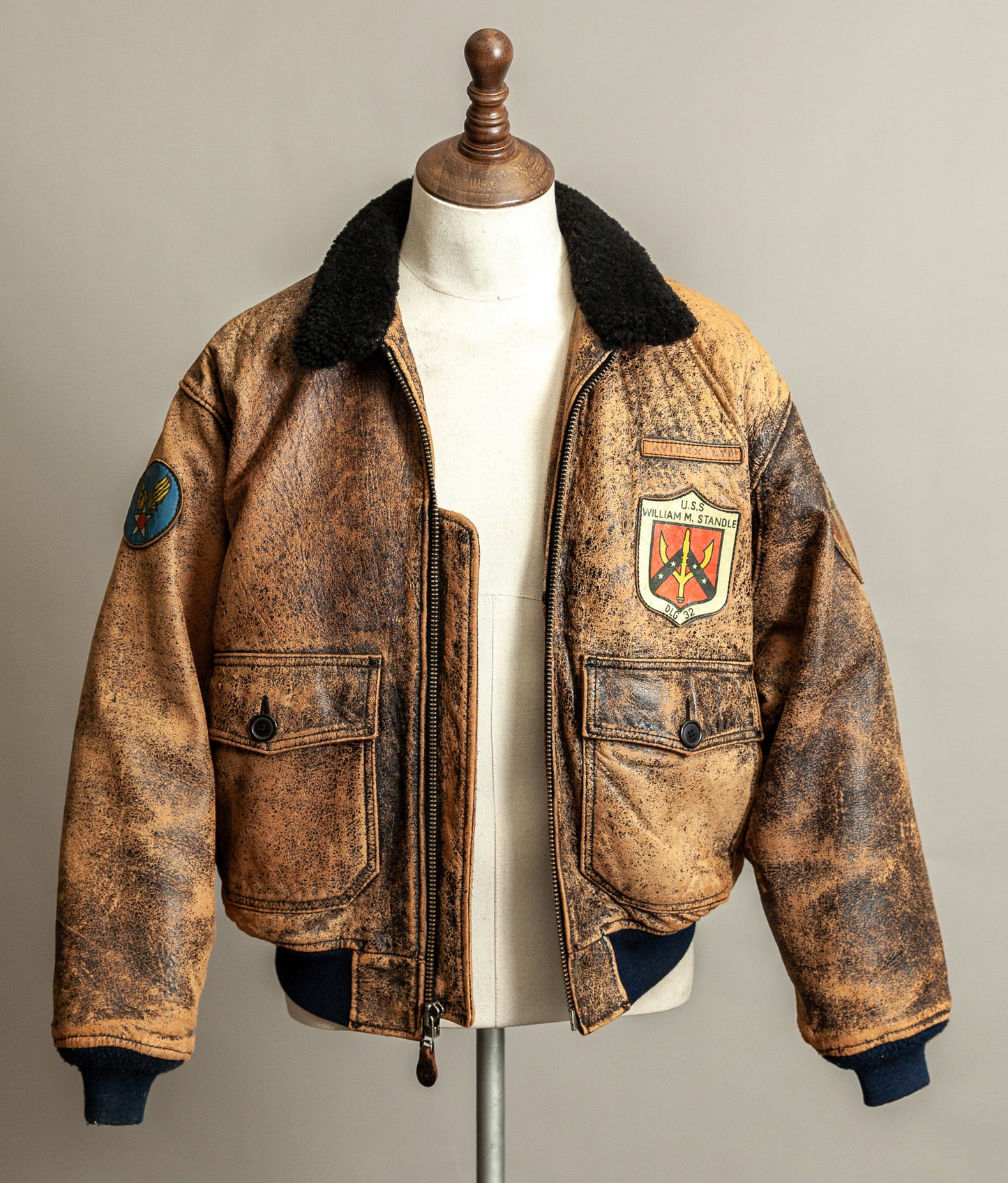 Vintage 1987 Avirex G-1 “Flying Tigers” Russian Model Leather Flight Jacket Large (44)