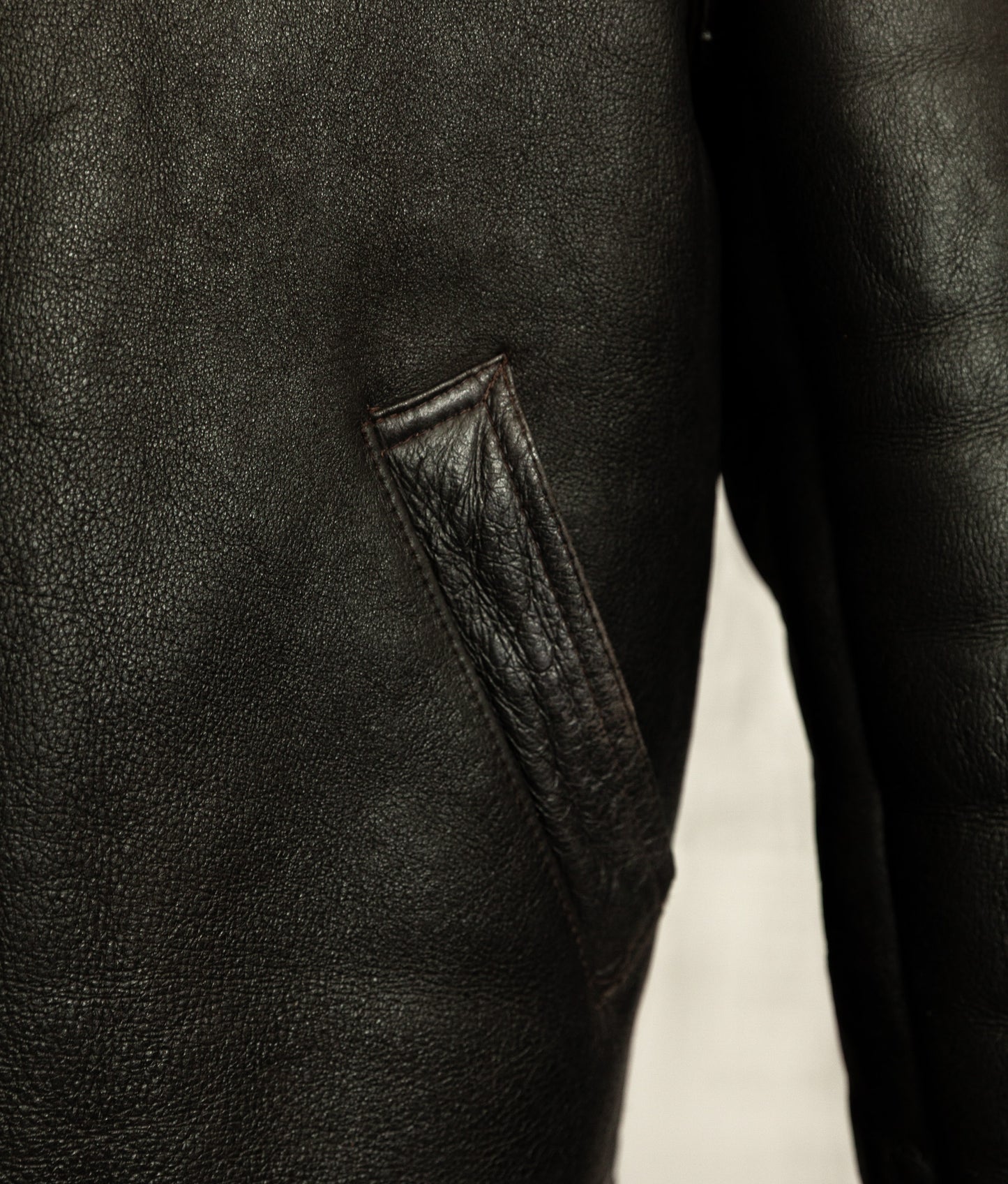 Vintage B-3 Sheepskin Bomber Flying Jacket USAAF - XL (46)