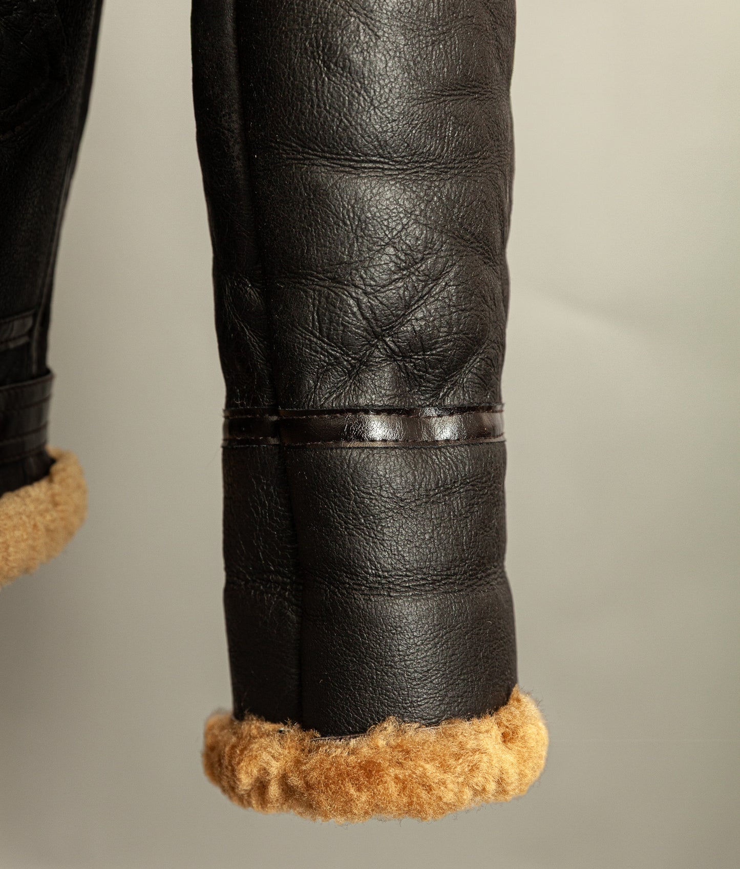 Vintage B-3 Sheepskin Bomber Flying Jacket USAAF - XL (46)