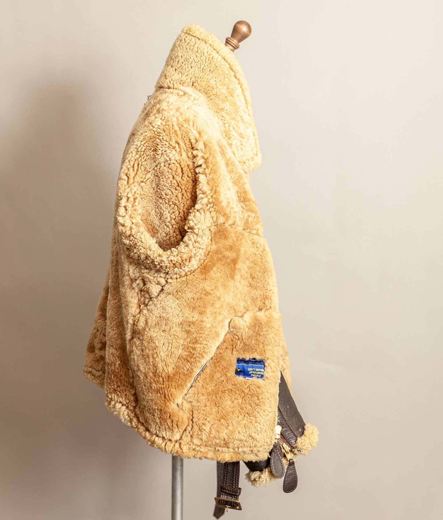 Vintage RAF Irvin Sheepskin Shearling Flying Jacket Blackbird Leather England (44)