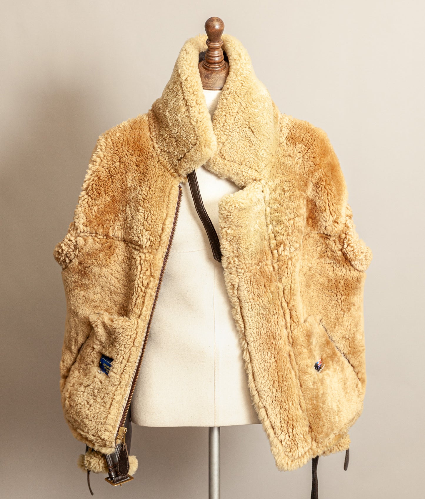 Vintage RAF Irvin Sheepskin Shearling Flying Jacket Blackbird Leather England (44)