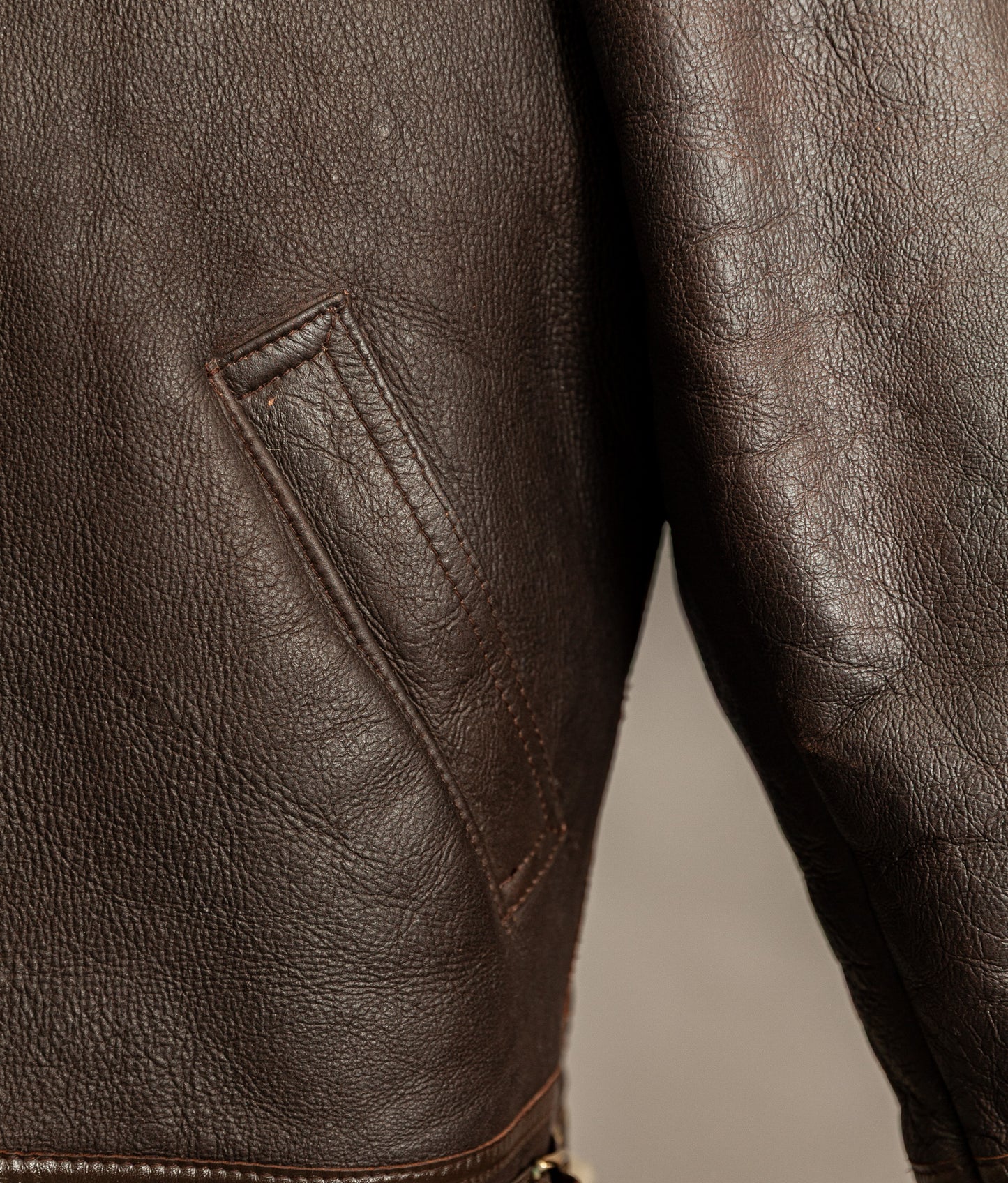 Vintage 1980s USAAF B-3 Sheepskin Shearling Flight Jacket XL (46)