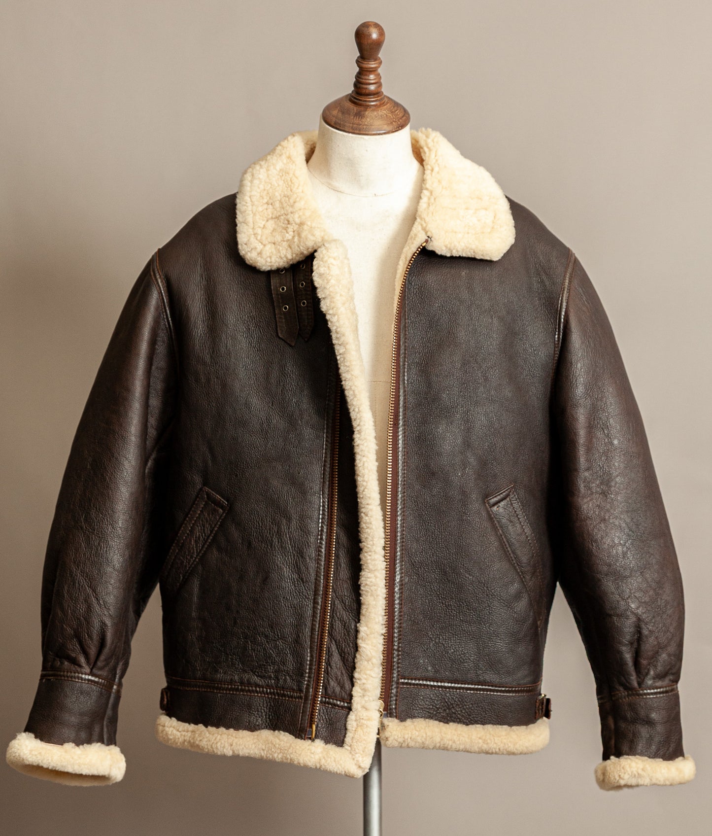 Vintage 1980s USAAF B-3 Sheepskin Shearling Flight Jacket XL (46)