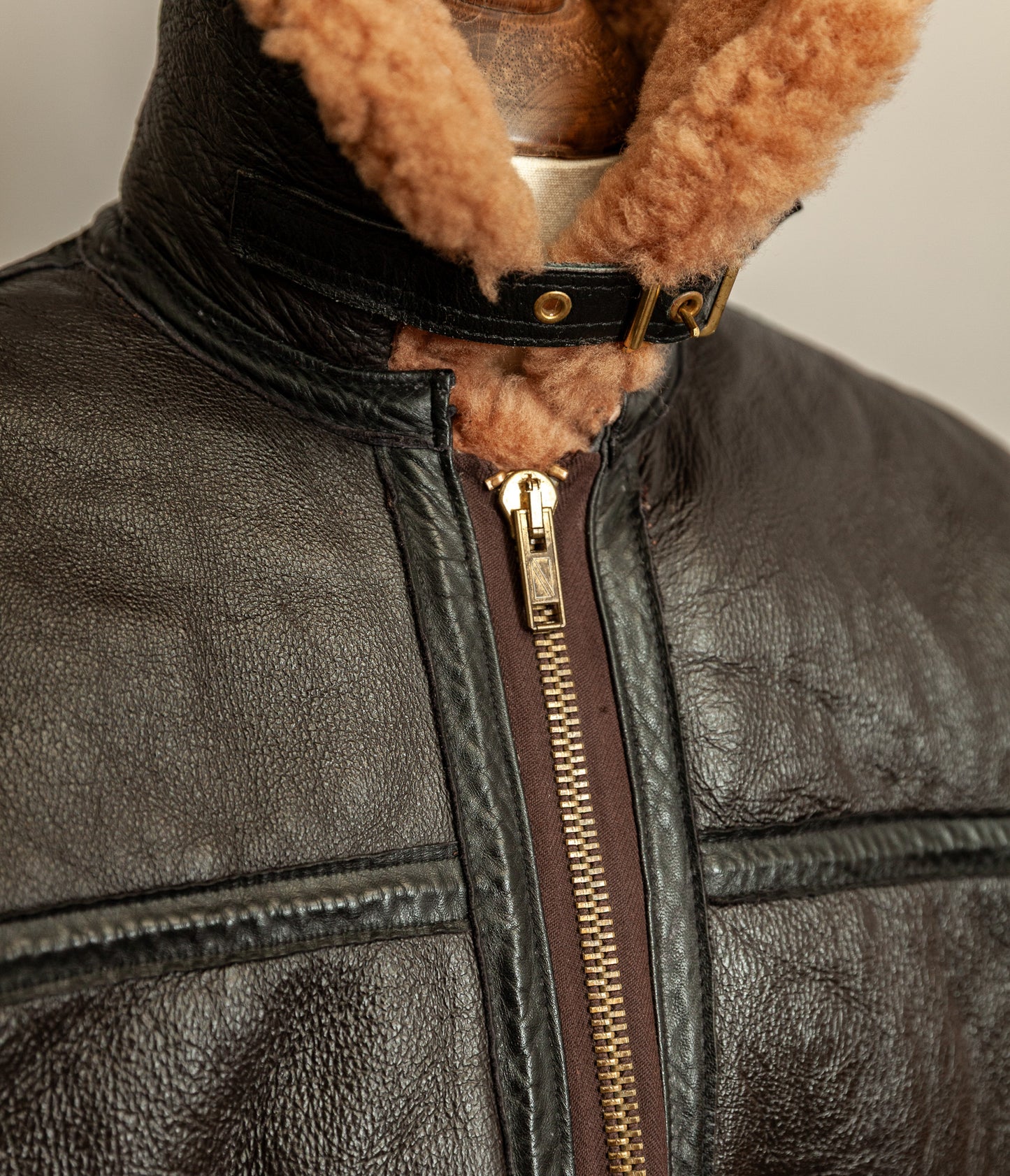 Vintage Cirrus RAF Irvin Groundcrew Sheepskin Flying Jacket Medium (42)