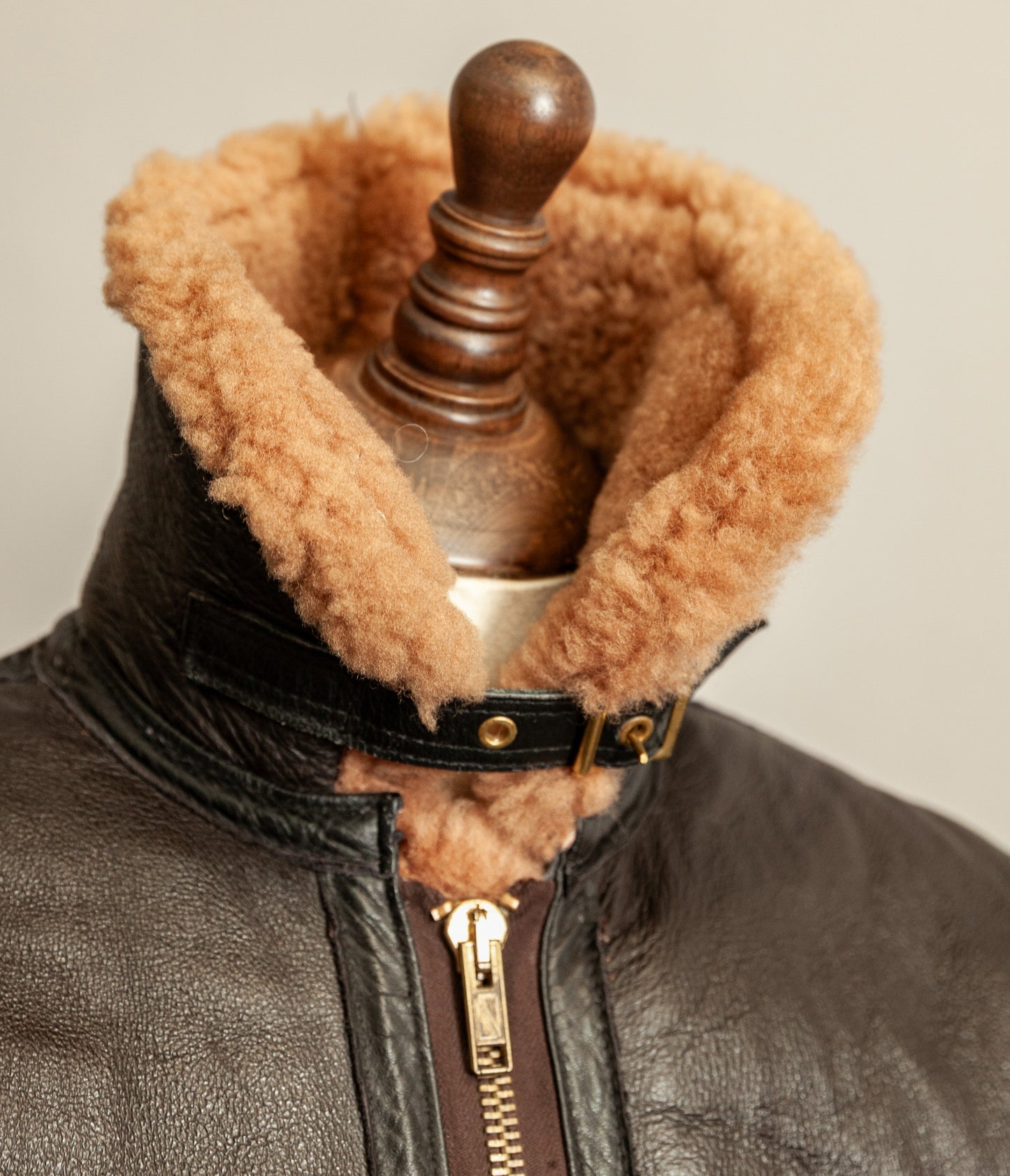 Vintage Cirrus RAF Irvin Groundcrew Sheepskin Flying Jacket Medium (42)