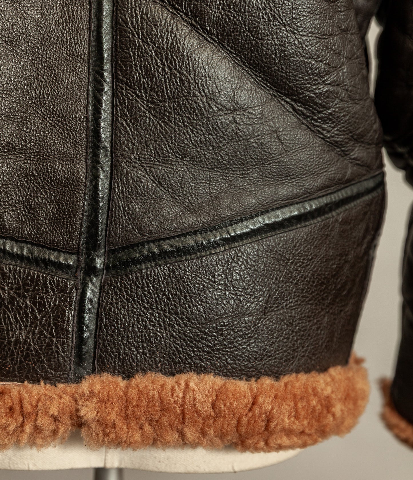 Vintage Cirrus RAF Irvin Groundcrew Sheepskin Flying Jacket Medium (42)