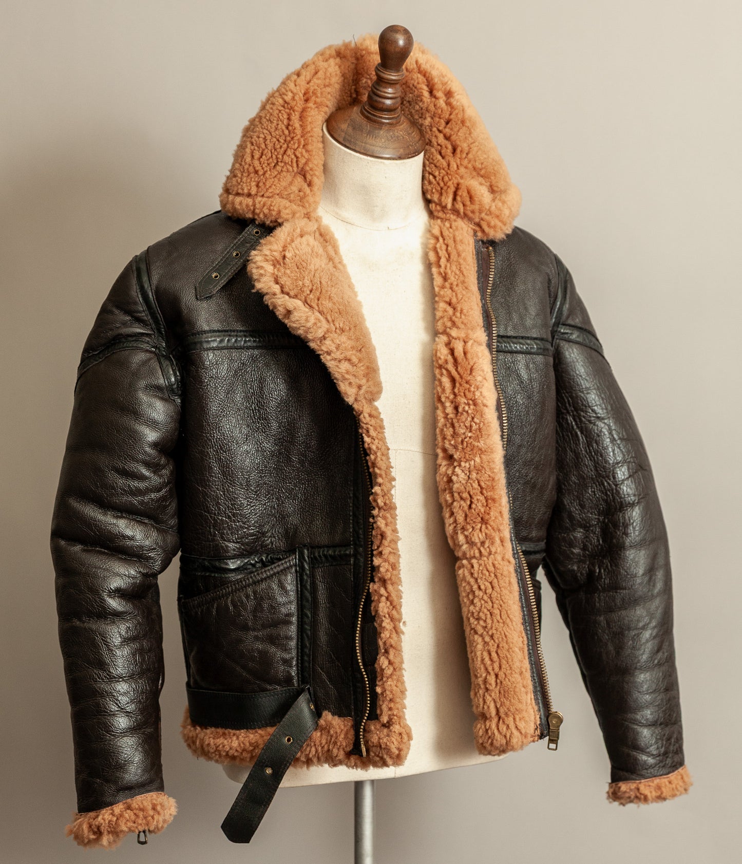 Vintage Cirrus RAF Irvin Groundcrew Sheepskin Flying Jacket Medium (42)