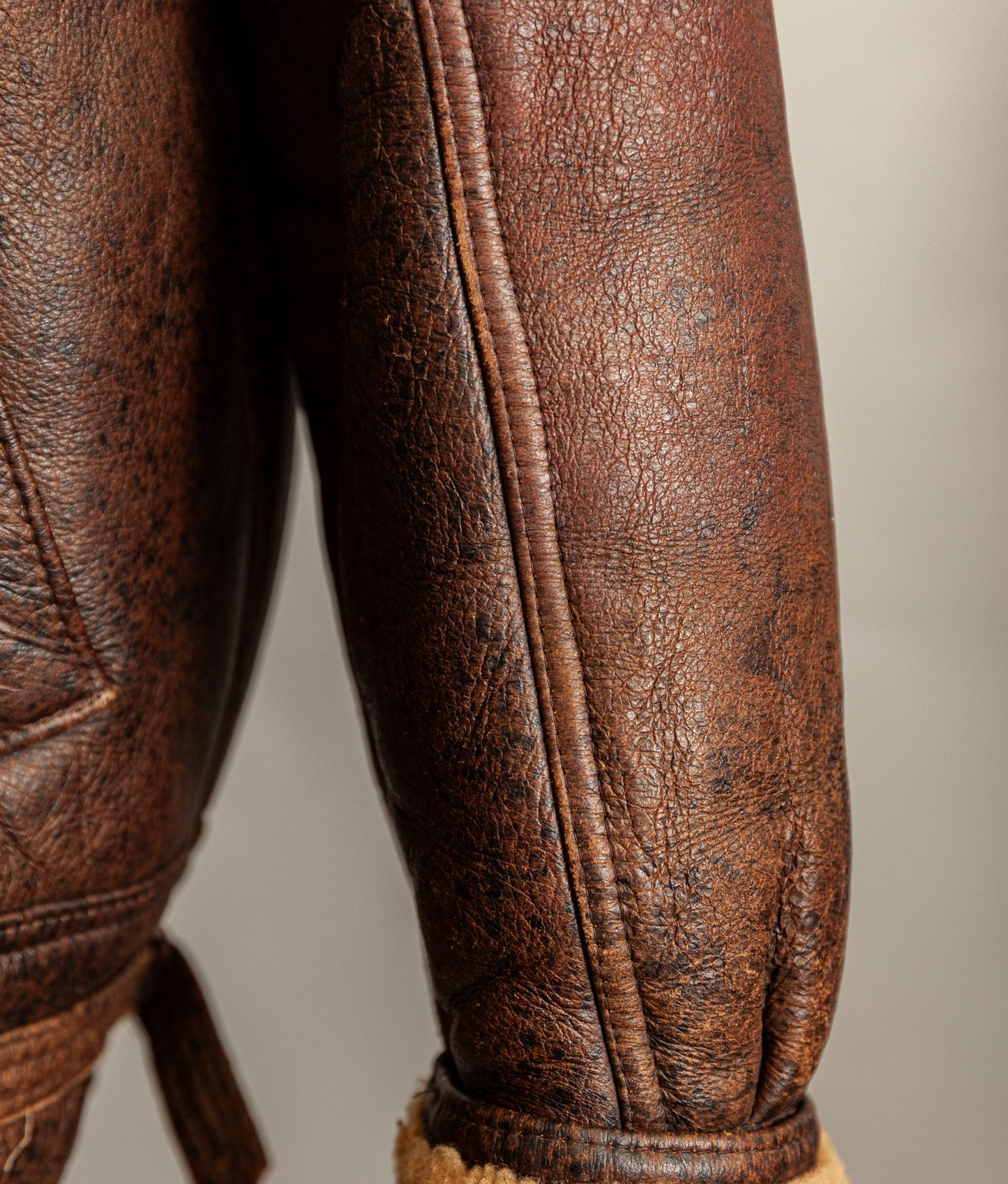 Vintage 1980s Sheepskin Shearling Flying Bomber Jacket XL (46)